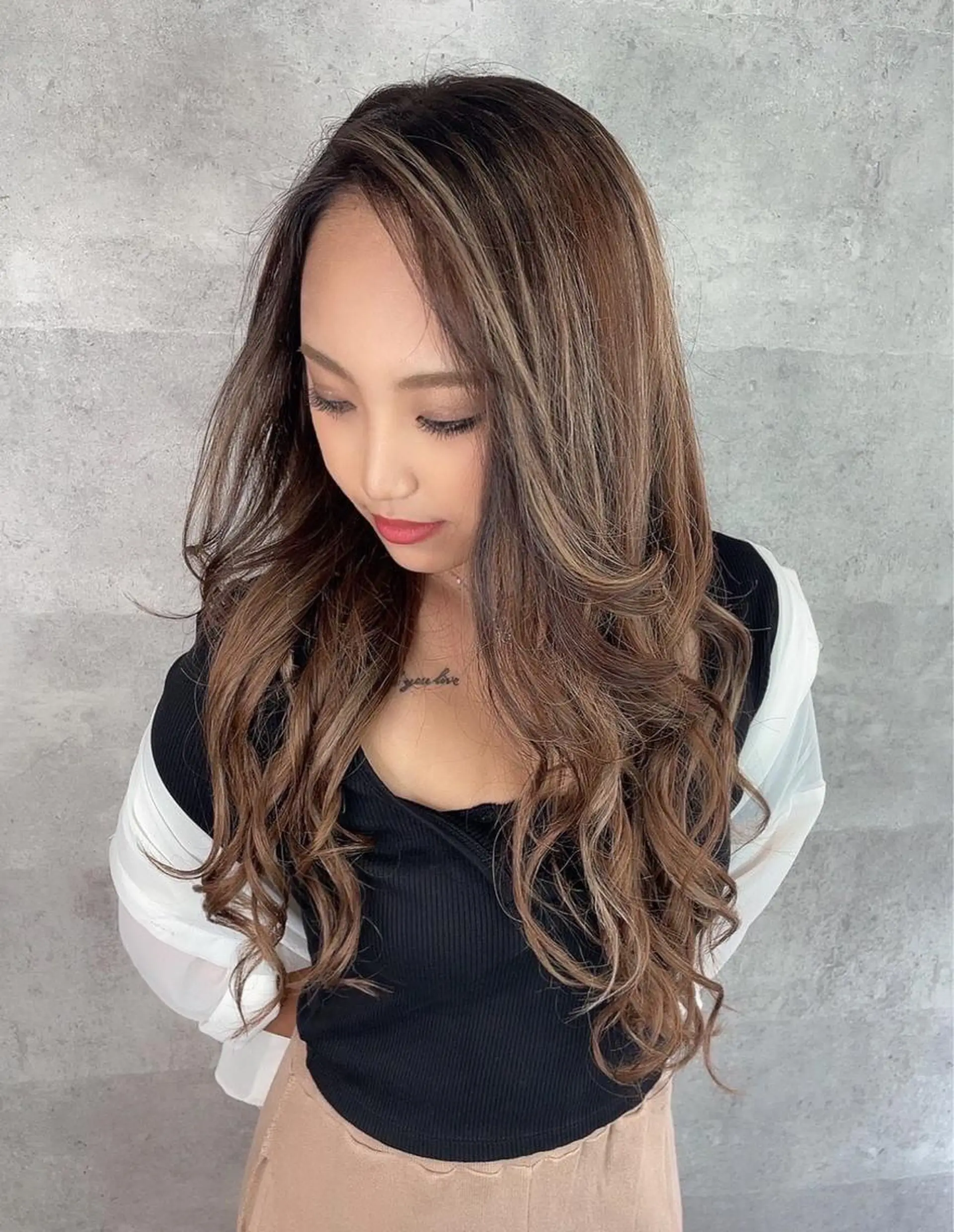 ミディアム カラー ヘアカラー エクステ シールエクステ特化 ハイトーン、NANAのヘアスタイル