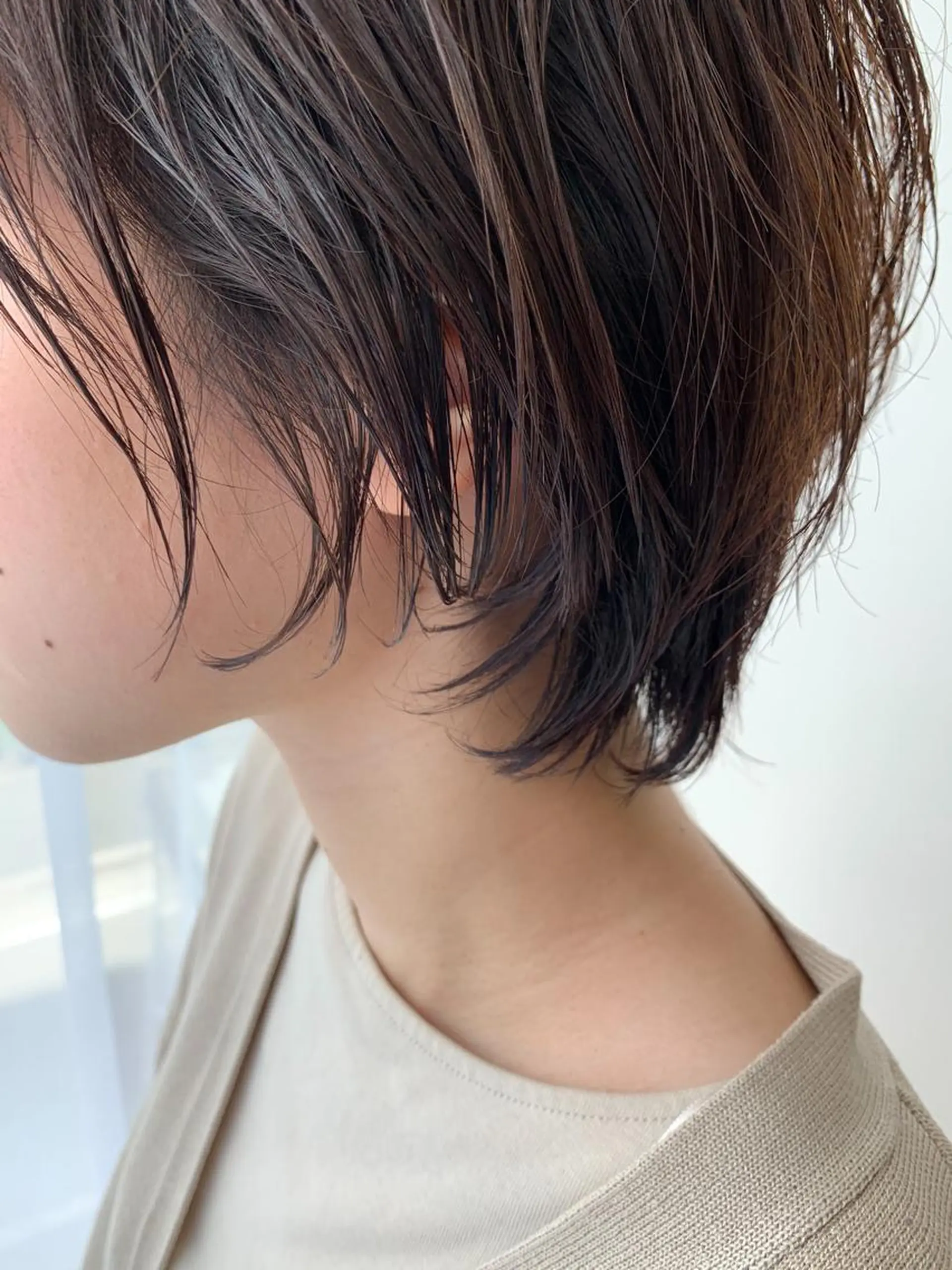 ショート アッシュ くせ毛 ハイライト 小顔カット 縮毛矯正 モリシュンスケ /レイヤー/髪質改善のヘアスタイル