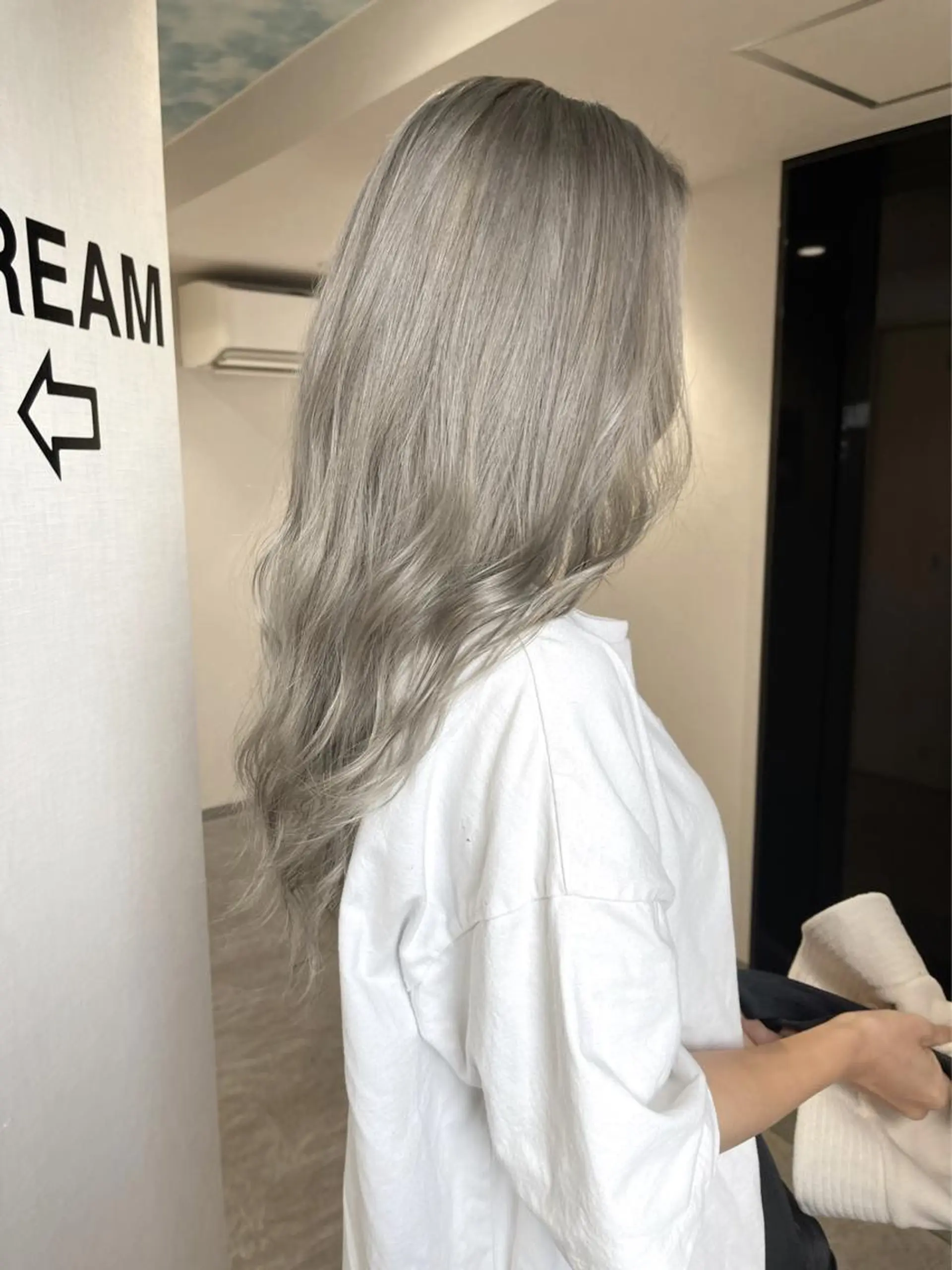 ロング カラー ヘアアレンジ ブリーチ ケアブリーチ 透明感カラー ダブルカラー トリートメント ヘアカラー 松井那津子 /ハイライトブリーチのヘアスタイル