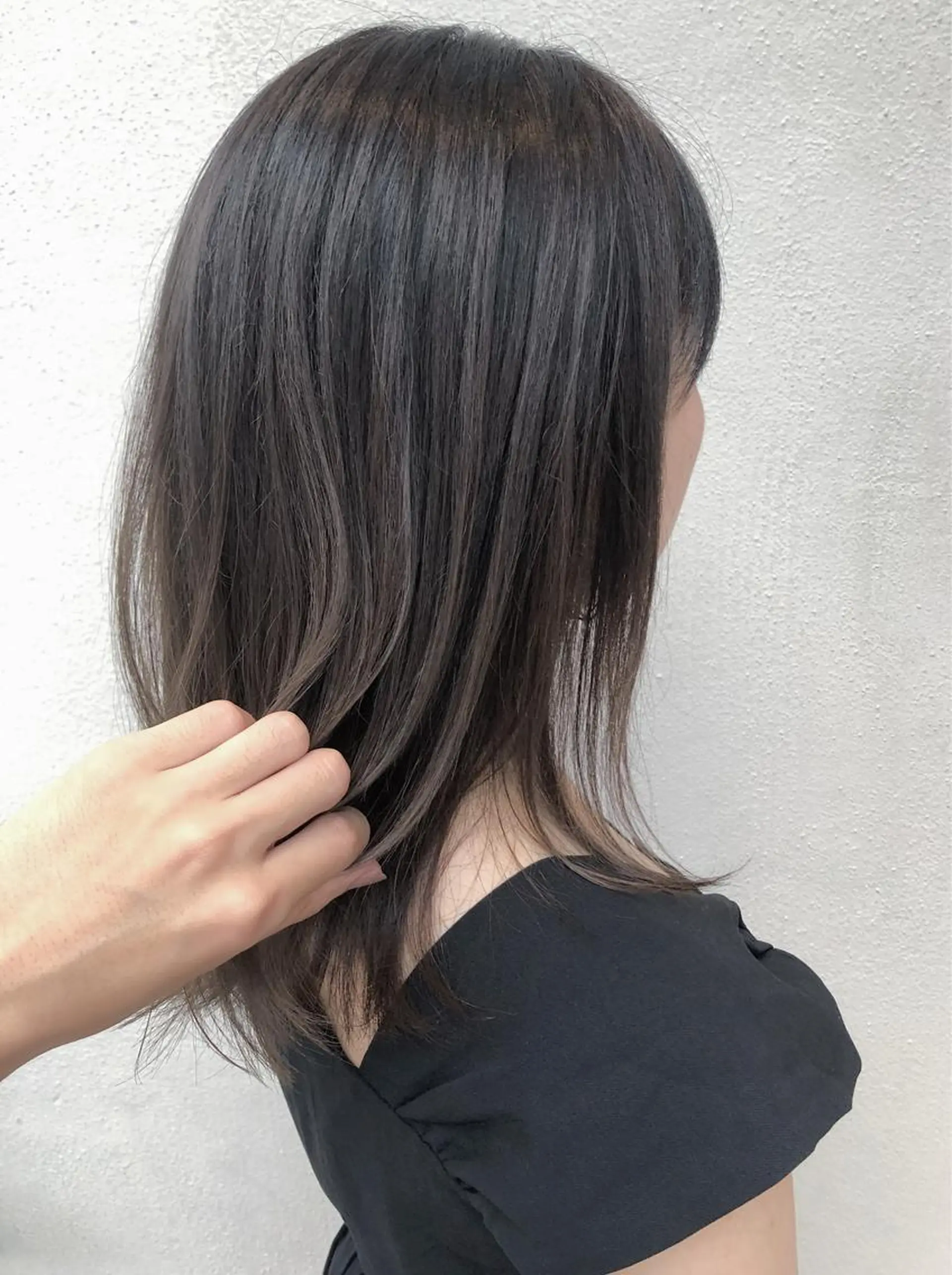 ミディアム カラー SALOWIN三軒茶屋店所属・髪質改善/艶髪担当 山中のヘアスタイル