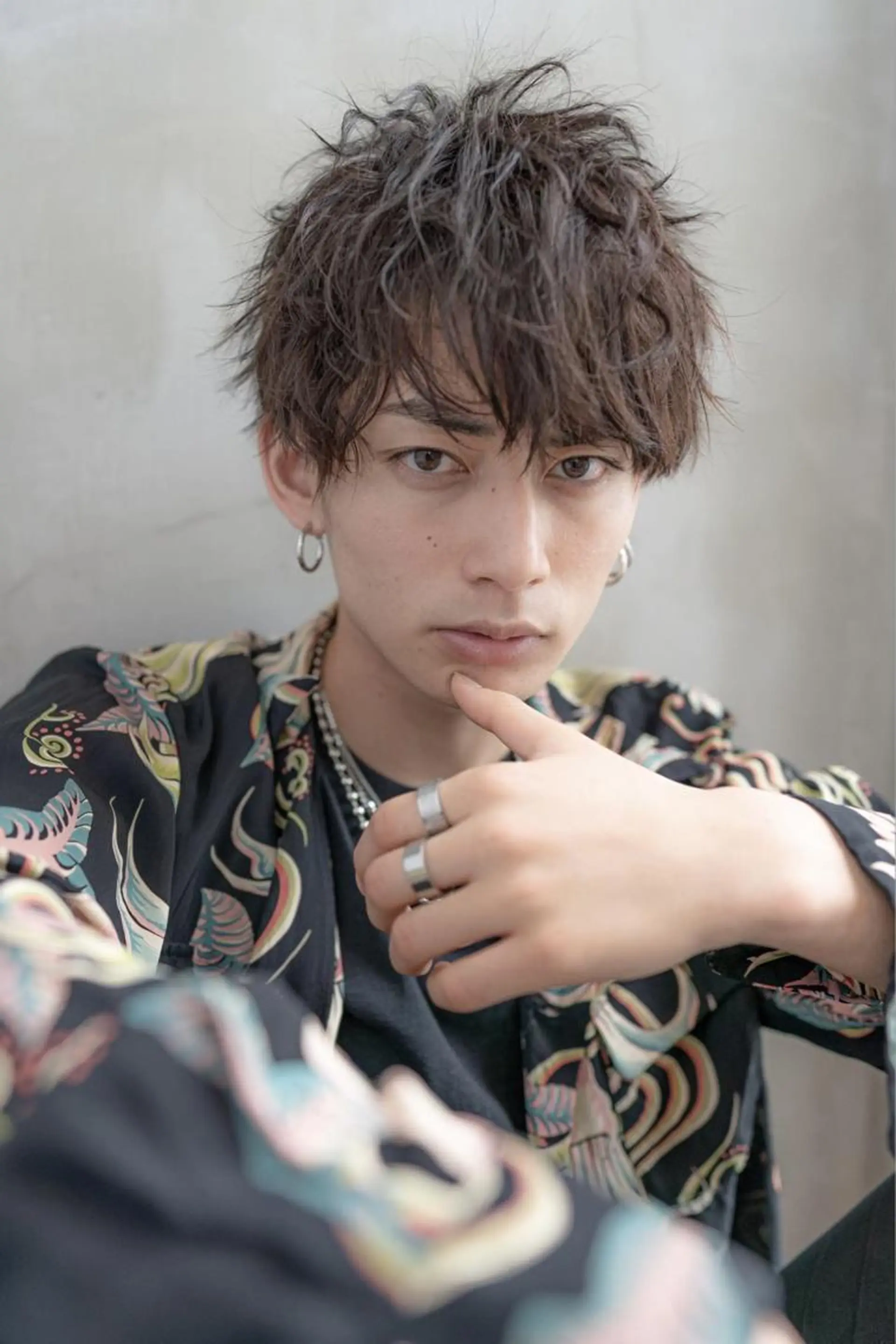 カラー パーマ メンズ SNSで大バズり‼️ 欧米風ヘア大ヒット中のヘアスタイル