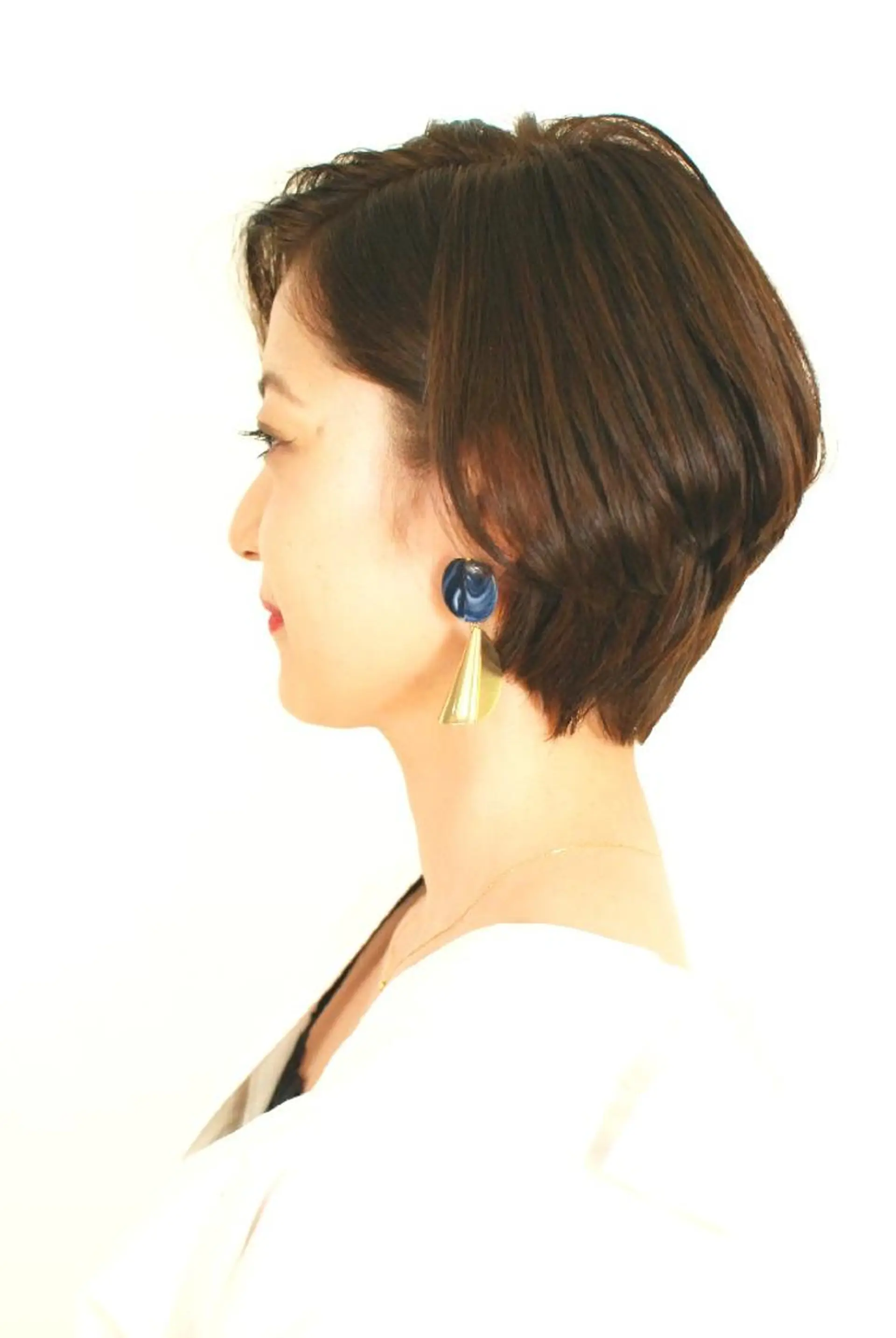 ショート カット 縮毛矯正 トリートメント 🇰🇷透明感×ハイ トーン🌟tomoのヘアスタイル