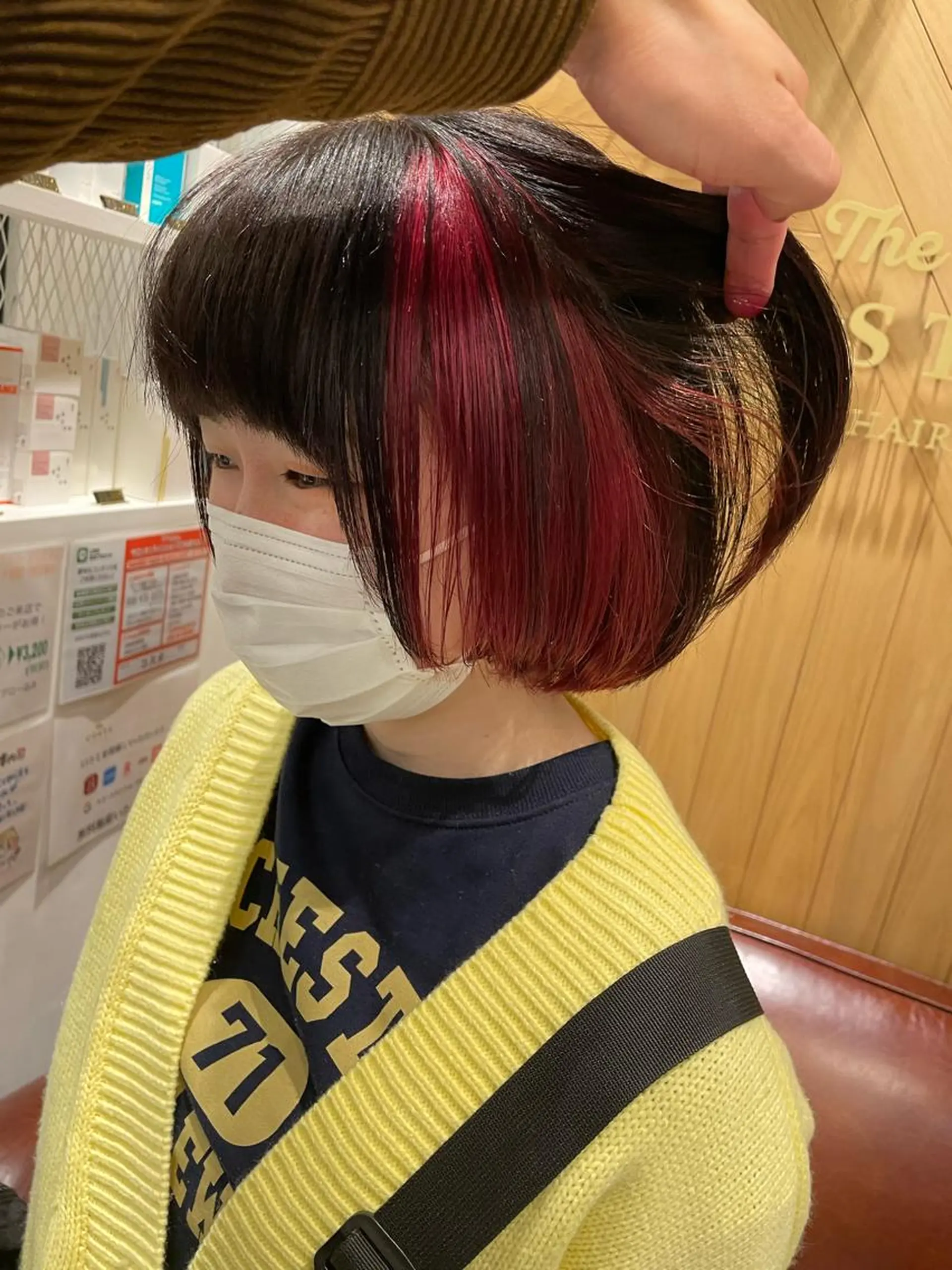 ショート カラー 鈴村 大介のヘアスタイル
