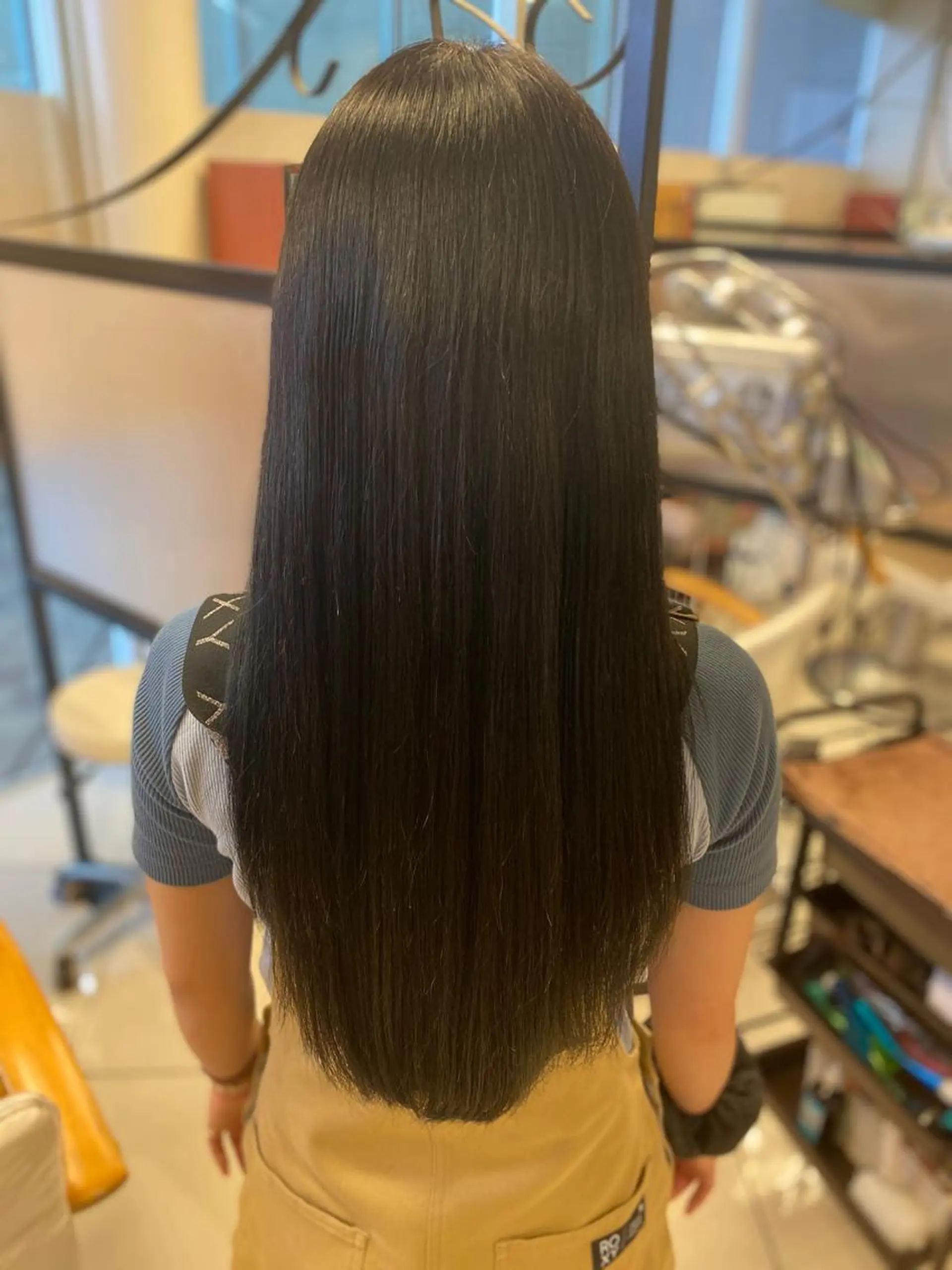 ロング カット ヘアカラー 縮毛矯正 セラ町田店所属・へんみ みかのヘアスタイル