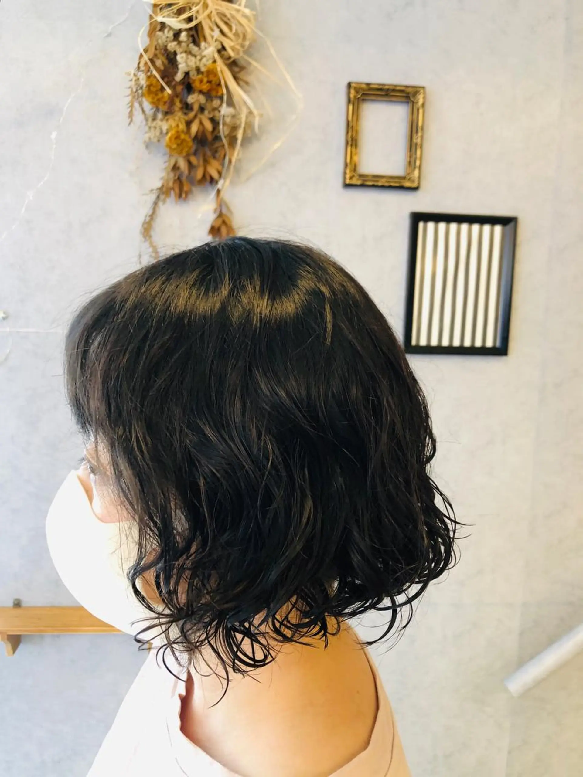 ショート パーマ 本多 美羽のヘアスタイル