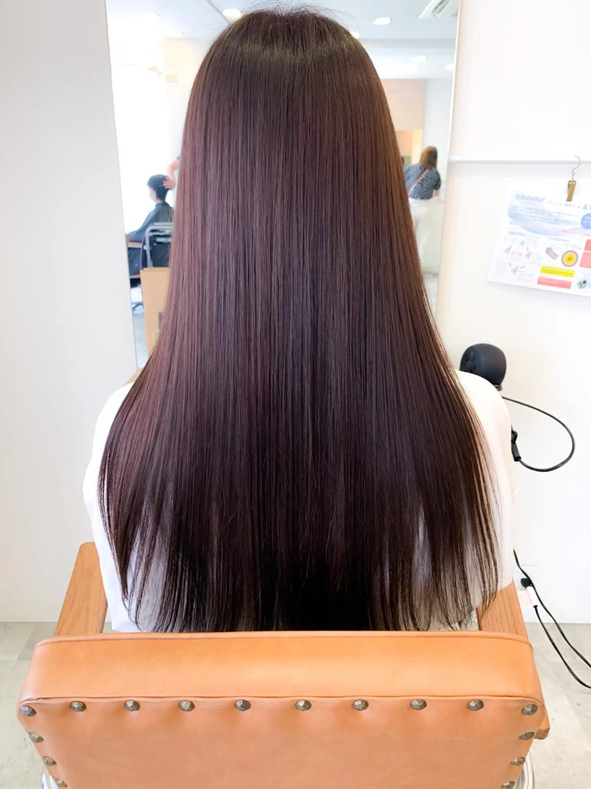 セミロング カラー セミロングパーマ アッシュ ブリーチ ケアブリーチ 透明感カラー モリシュンスケ /レイヤー/髪質改善のヘアスタイル