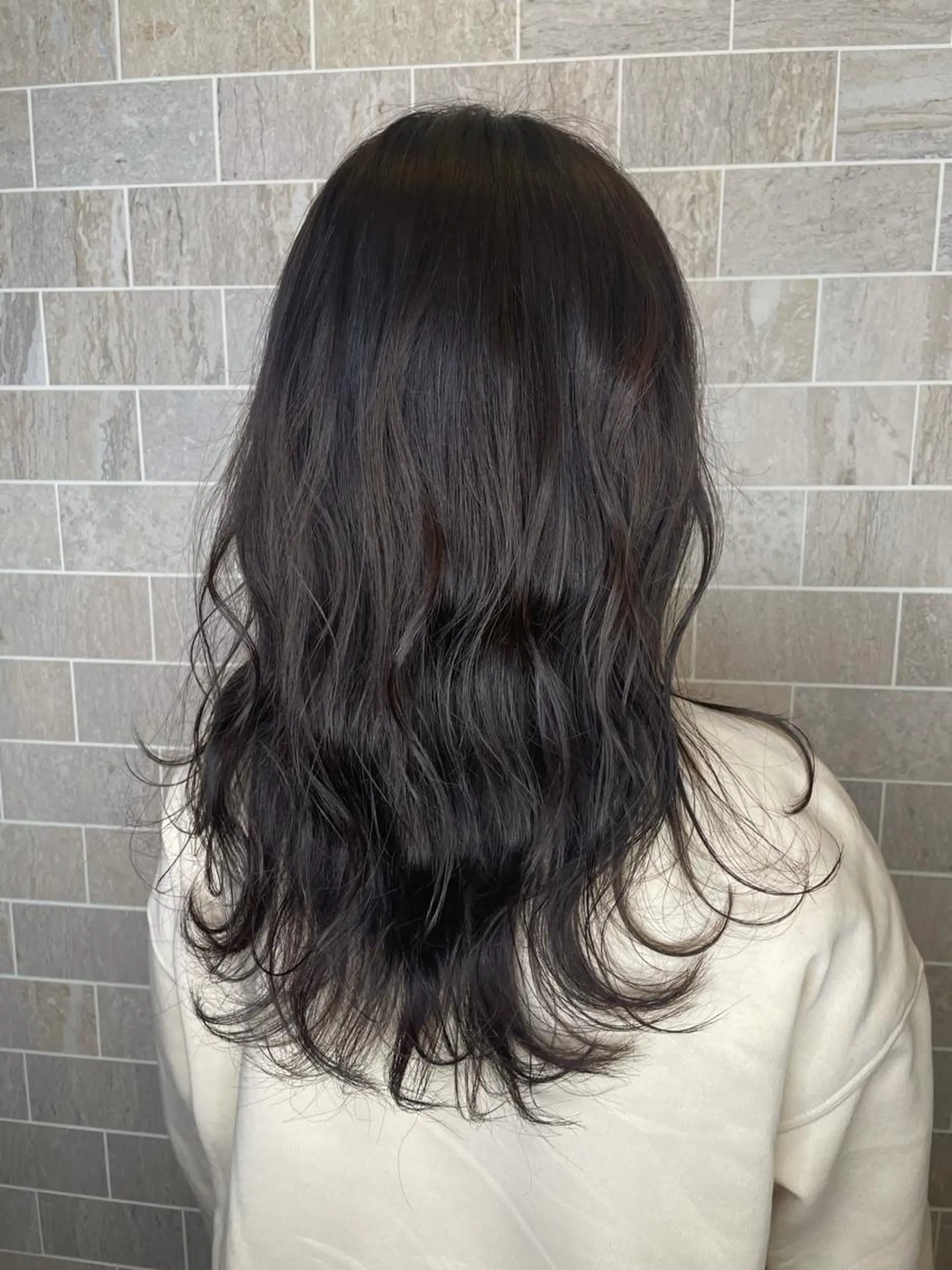 セミロング カラー 渡辺 瑠美のヘアスタイル