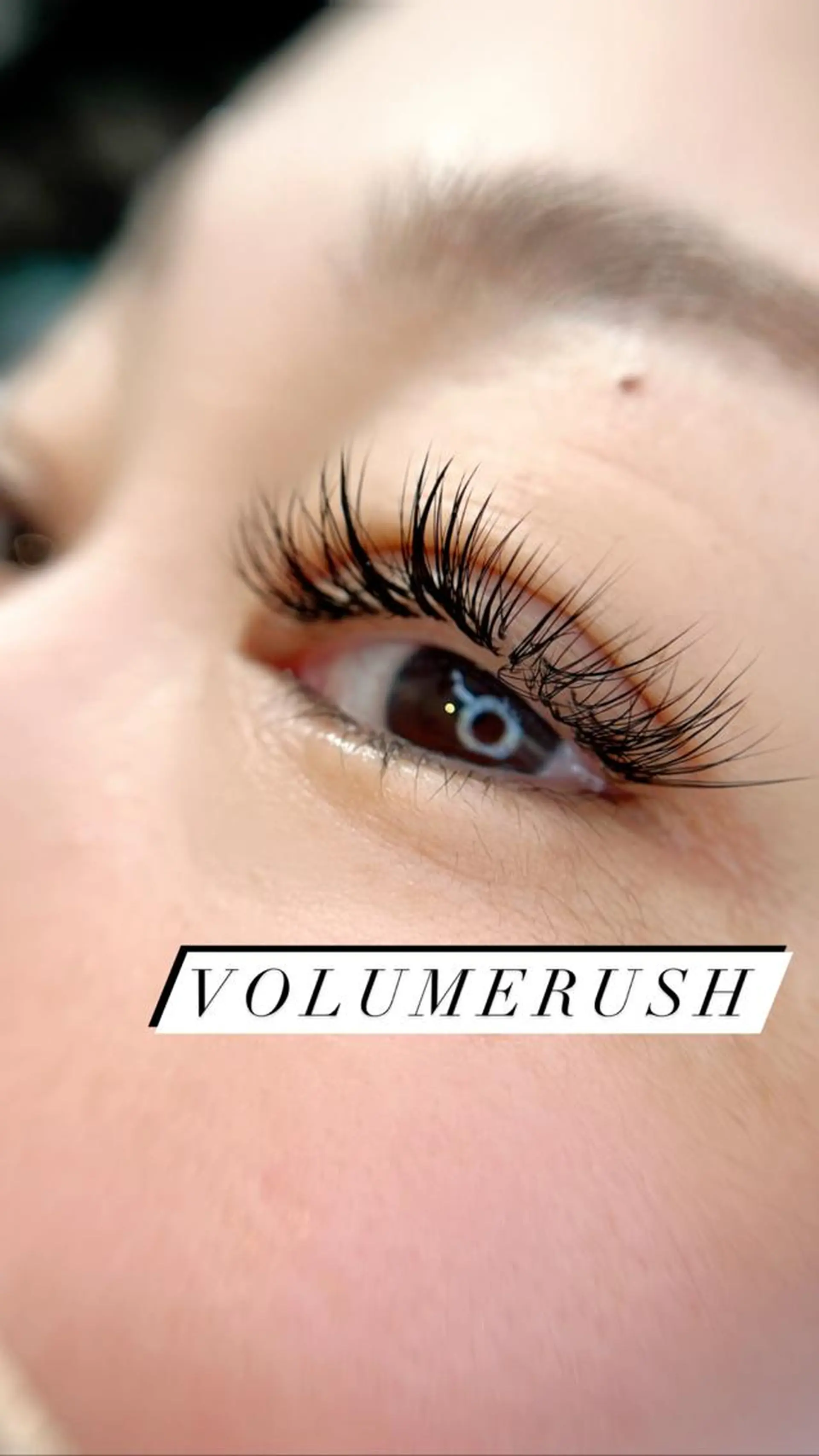 マツエク・マツパ ~LANA~ eyelash / eyebrow salon所属・~𝑳𝑨𝑵𝑨~ 𝑬𝑹𝑰のマツエク・マツパデザイン