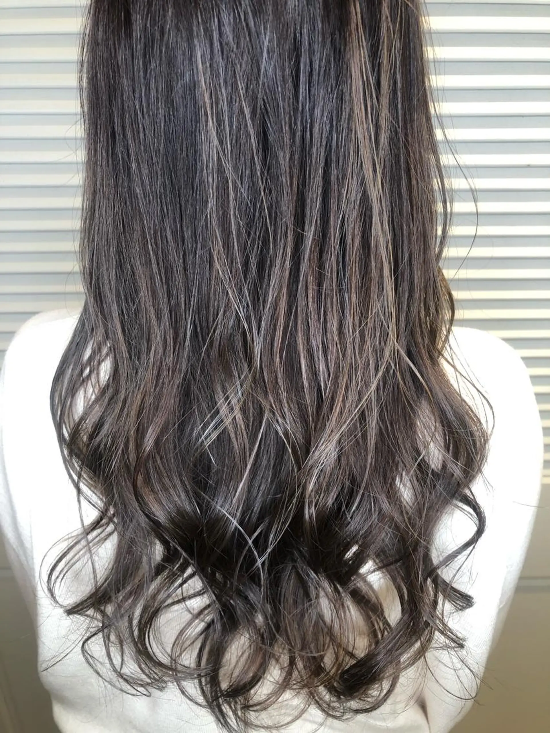 セミロング ヘアカラー 小夏の⭐️ パパです⭐️のヘアスタイル