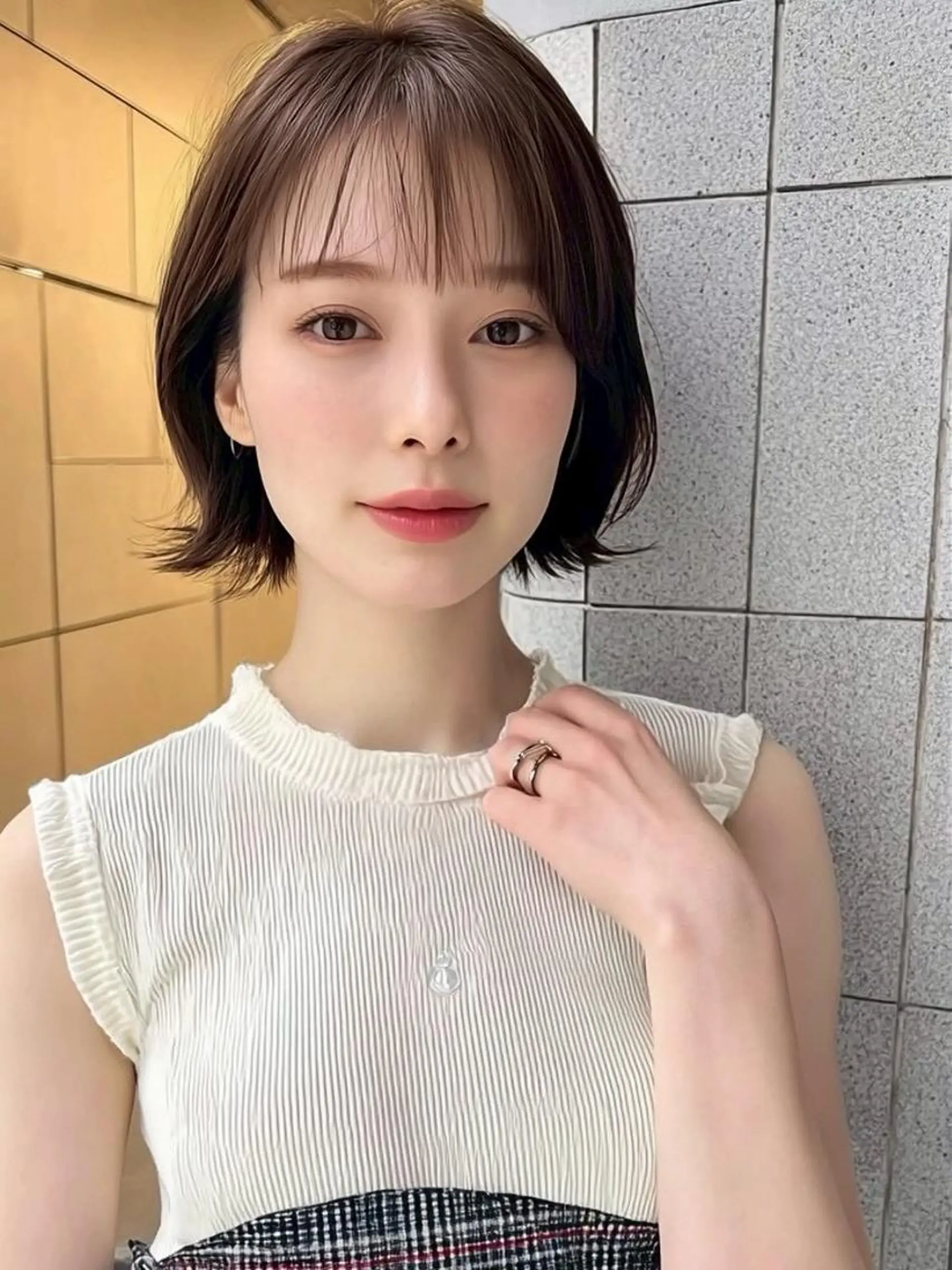 ミディアム 切りっぱなしボブ ショートボブ ボブ 髪質改善 縮毛矯正 ✨髪質改善 ✨/ミヤビのヘアスタイル