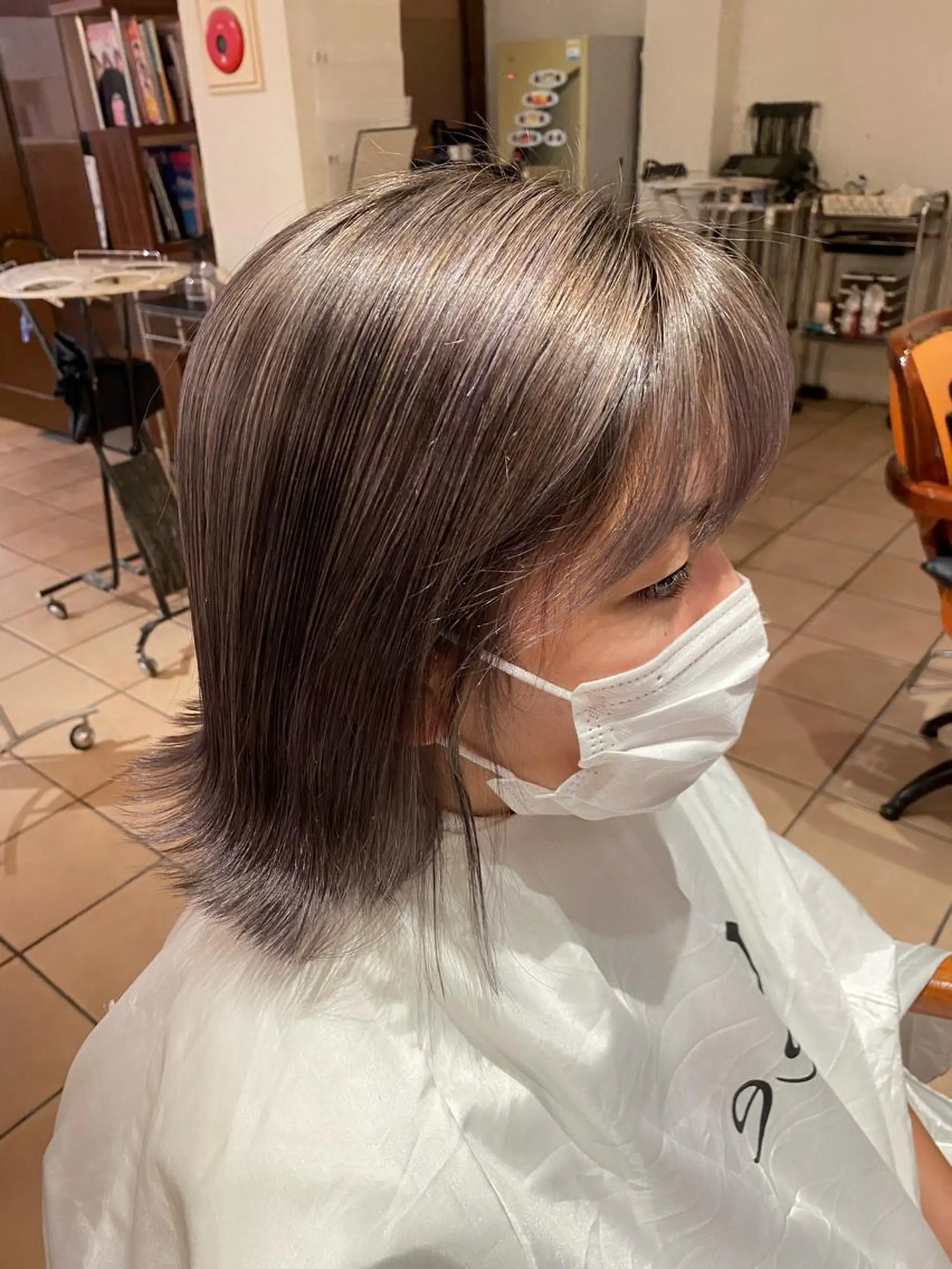 ミディアム 西岡 あつみ/ 堀江美容室のヘアスタイル