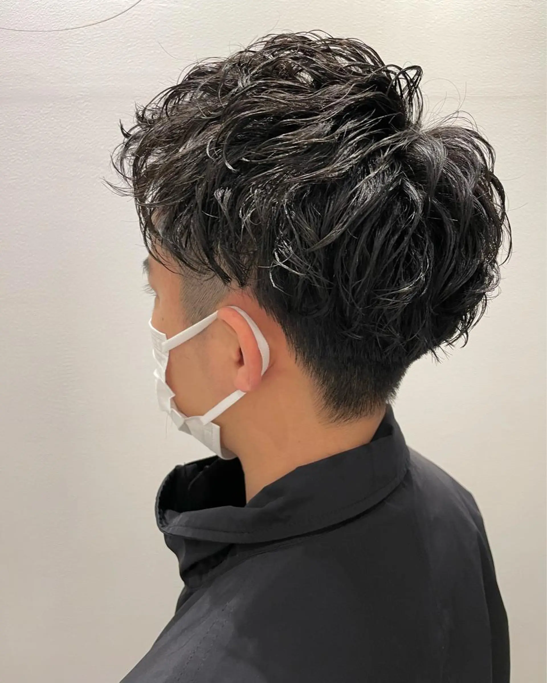 ショート メンズ メンズパーマ CiNEMA daikanyama所属・透明感カラー🫧 今泉健太のヘアスタイル