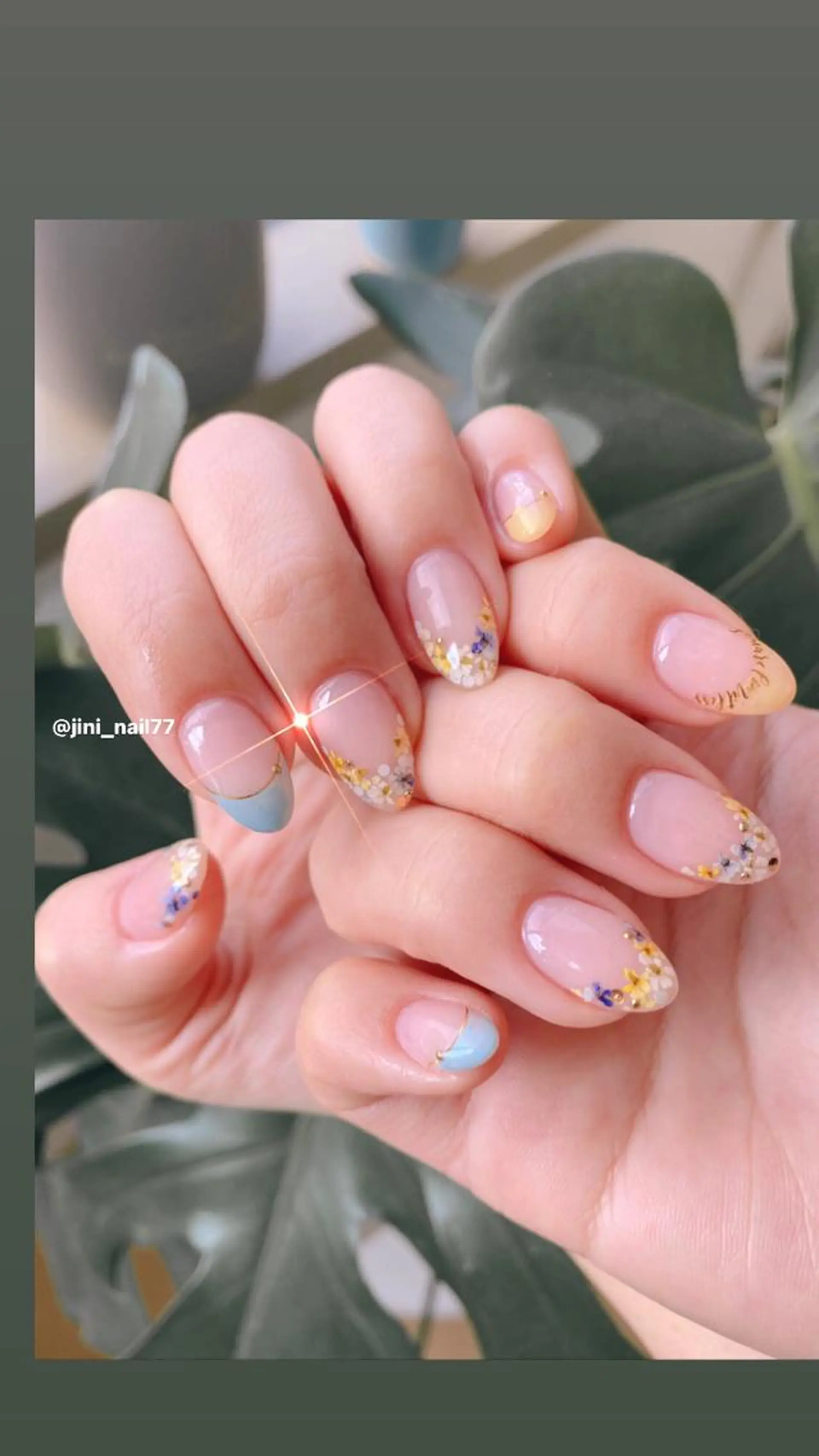 ネイル ハンドネイル JINI NAIL所属・ジニ ネイルのネイルデザイン