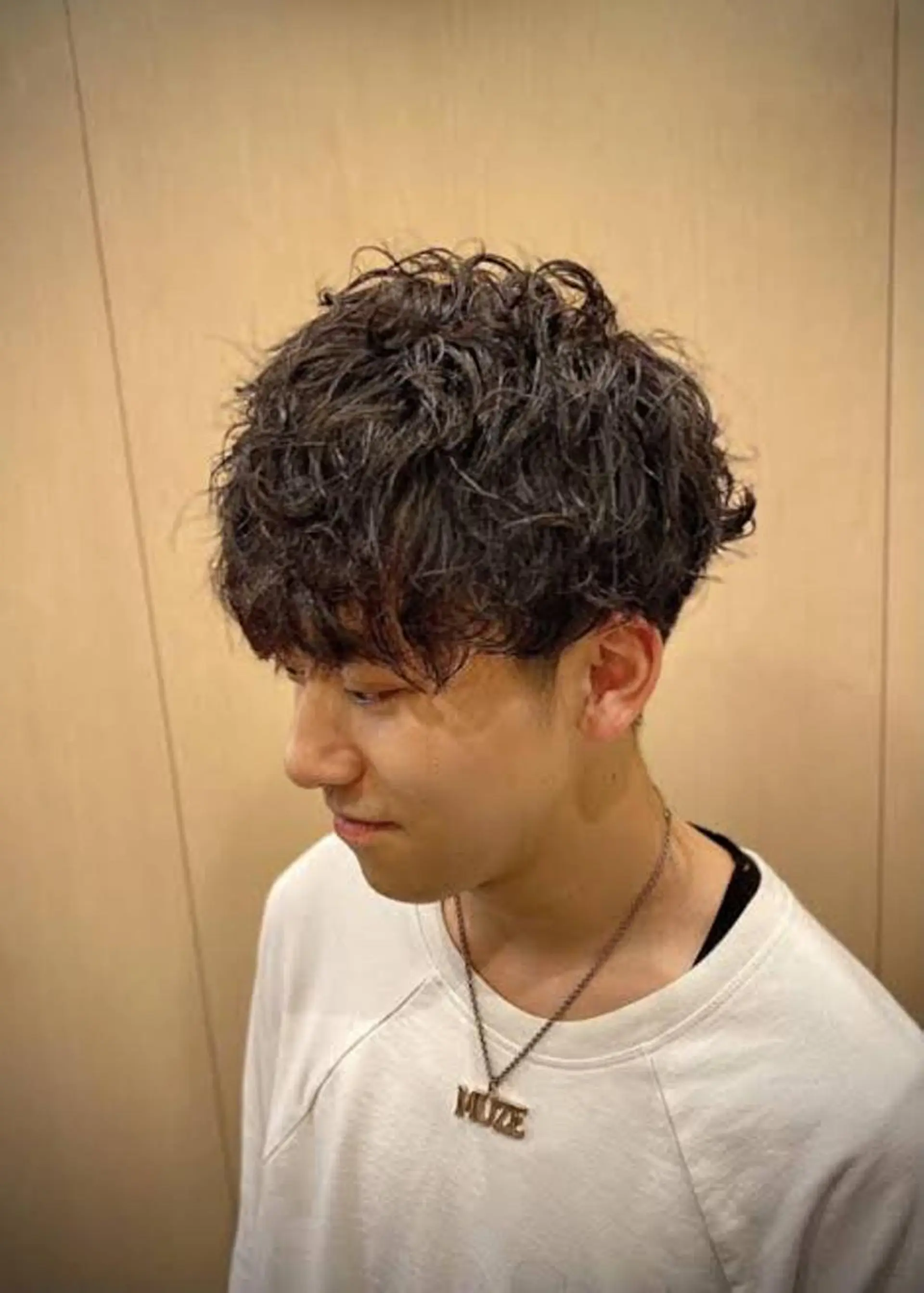 ロング パーマ 渡部 龍之介のヘアスタイル