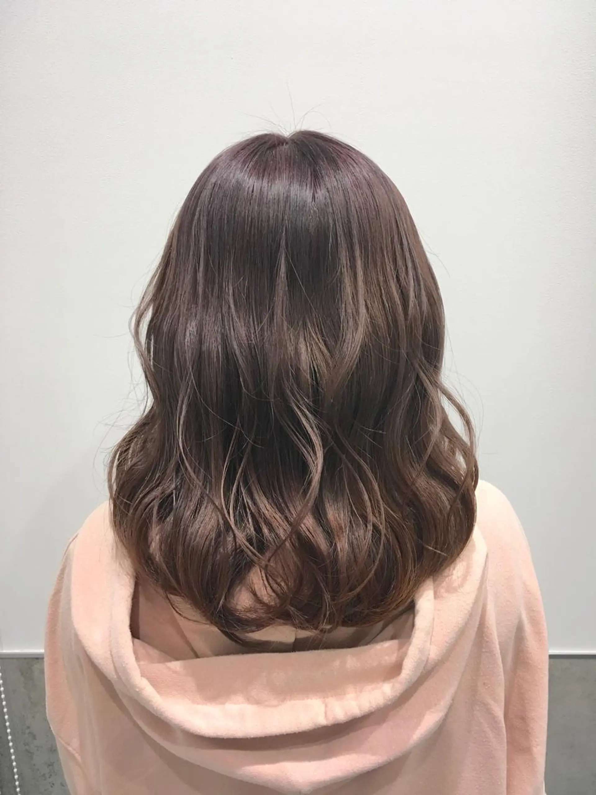ミディアム カラー アッシュ ラベンダーカラー ラベンダーアッシュ ヘアカラー トリートメント ヘッドスパ ヘアセット go today shaire salon 本店所属・yoshi ☆のヘアスタイル