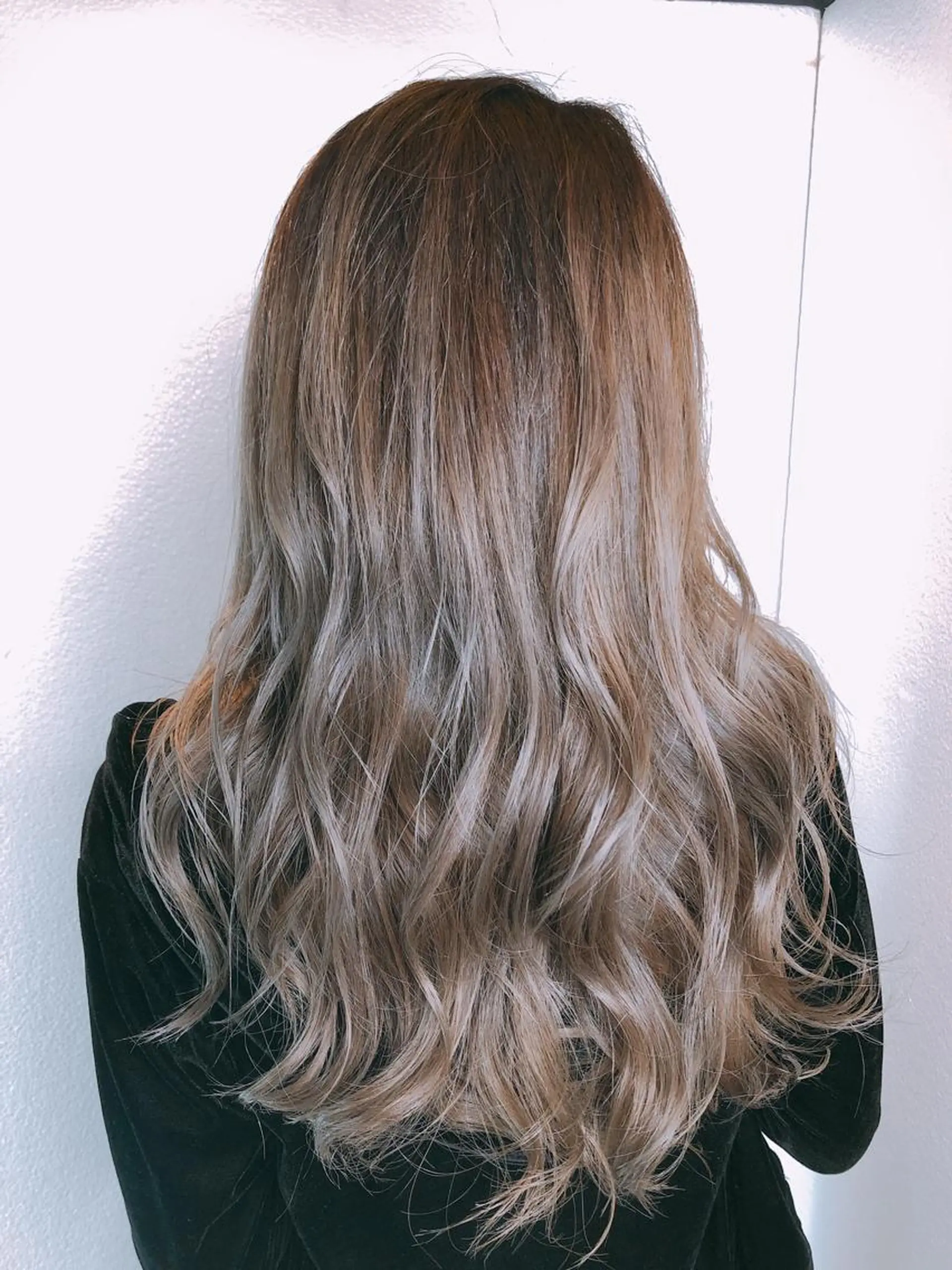 ミディアム カラー TWIN【トゥイン】所属・👑似合わせレイヤー が好評👑佐久田のヘアスタイル