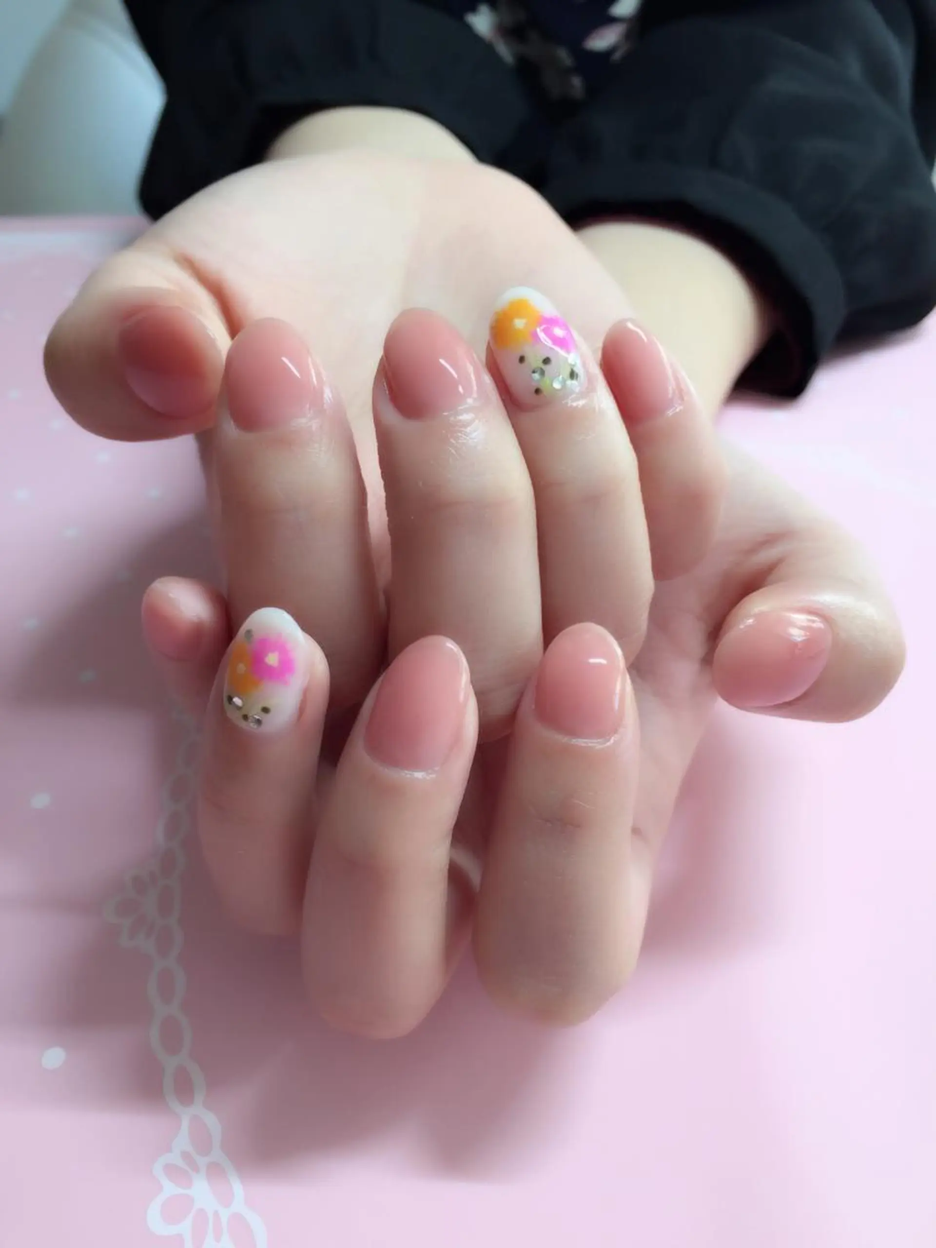 ネイル モナンジュ マツパ・眉毛専門のマツエク・マツパデザイン