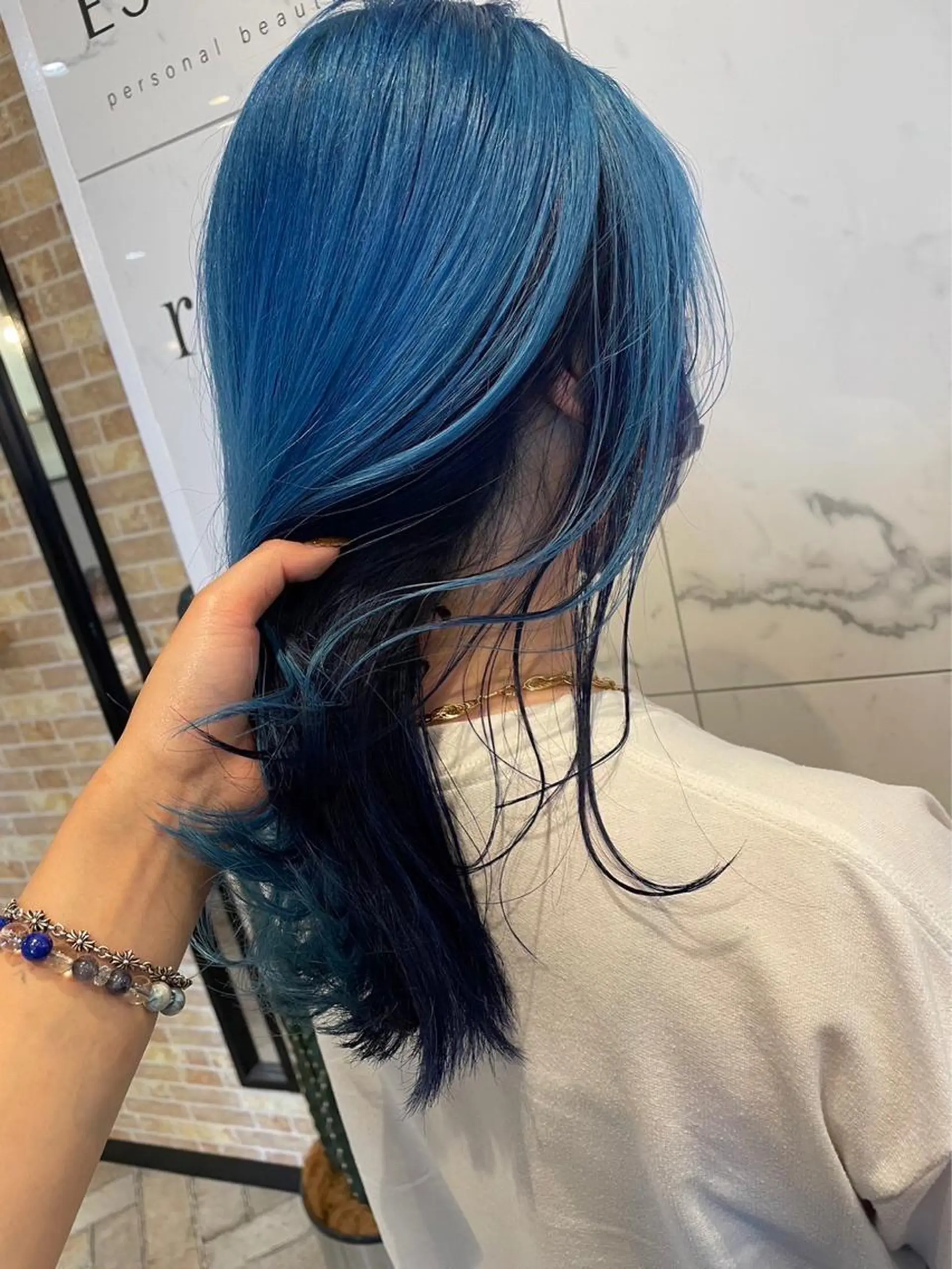 ロング 小島 陽成のヘアスタイル