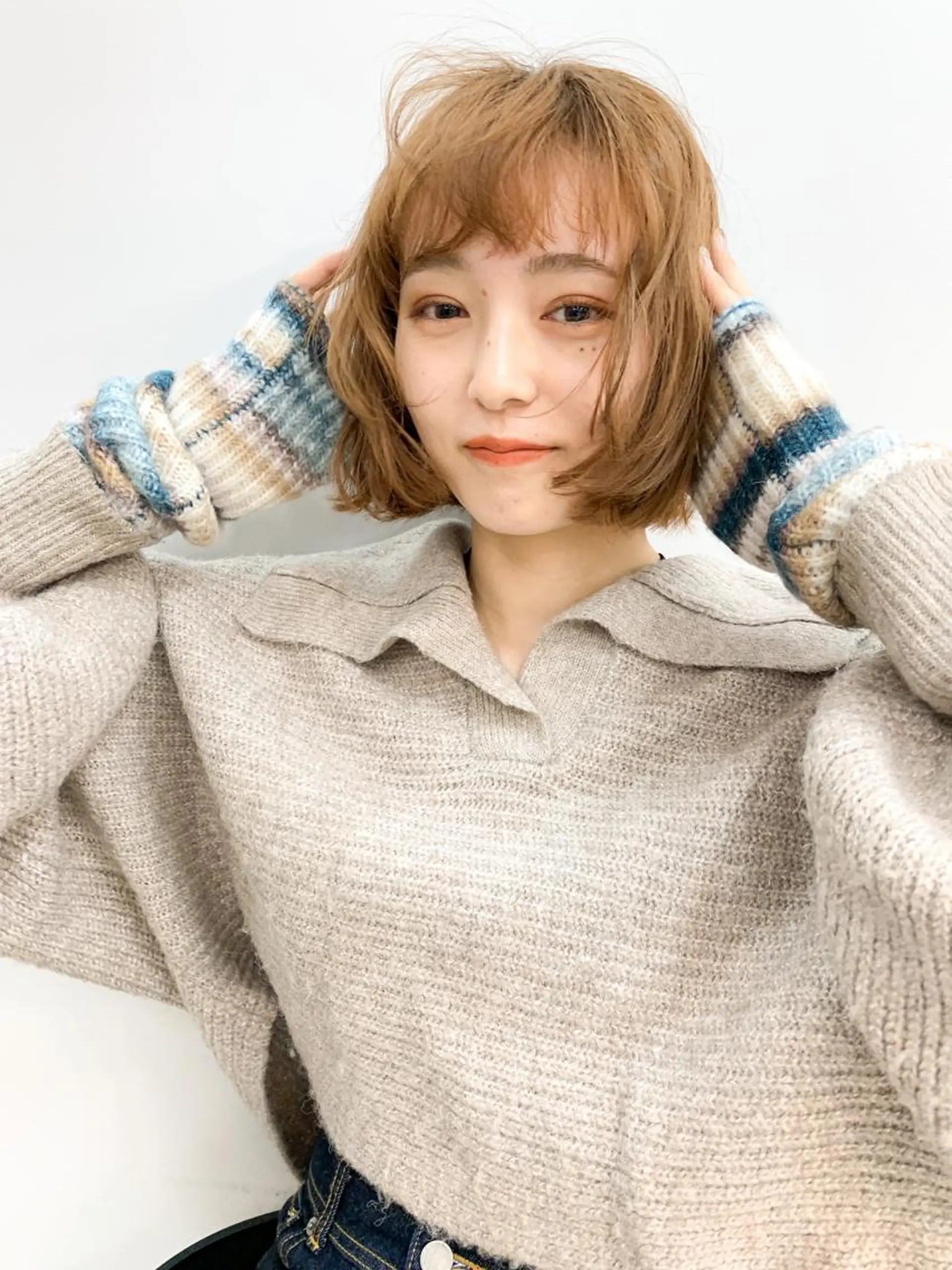 ショート カラー raika .のヘアスタイル