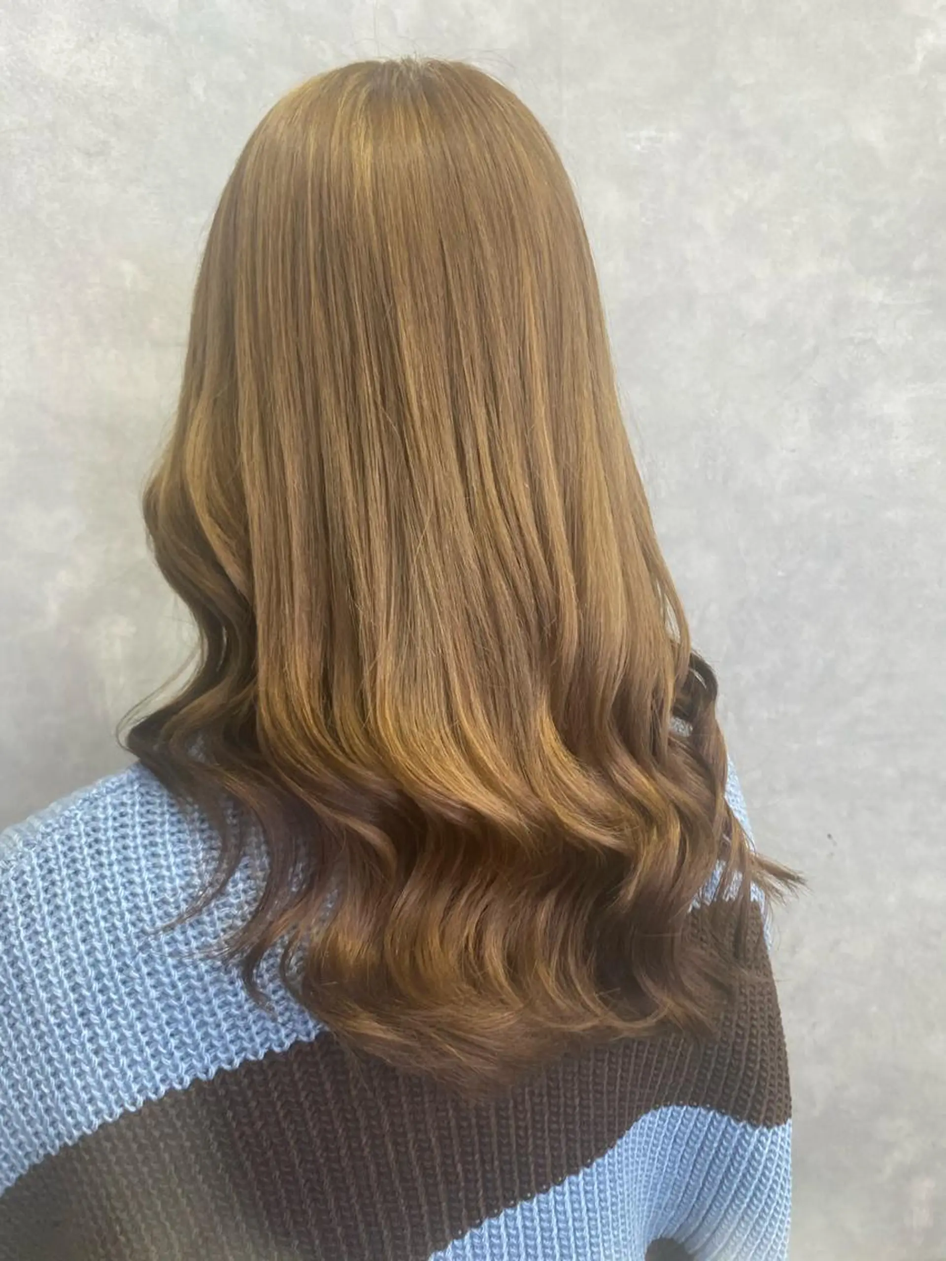 ロング Cielro【 シェイロ 】所属・Cielro/ダブル カラー/西田咲希のヘアスタイル