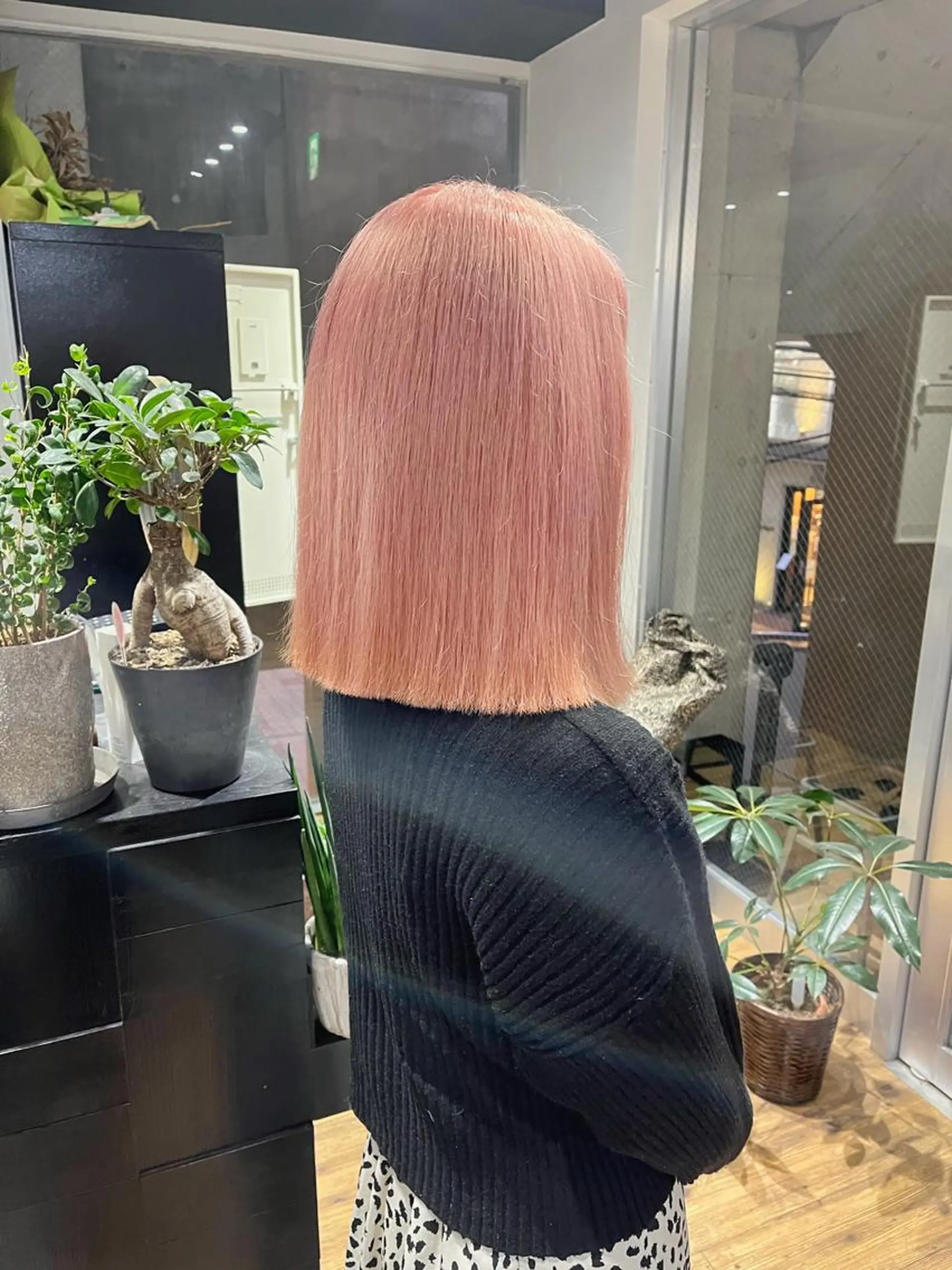 ミディアム カット ヘアカラー ハイトーンNo.1✨ パーマ✨イマイタツヤのヘアスタイル