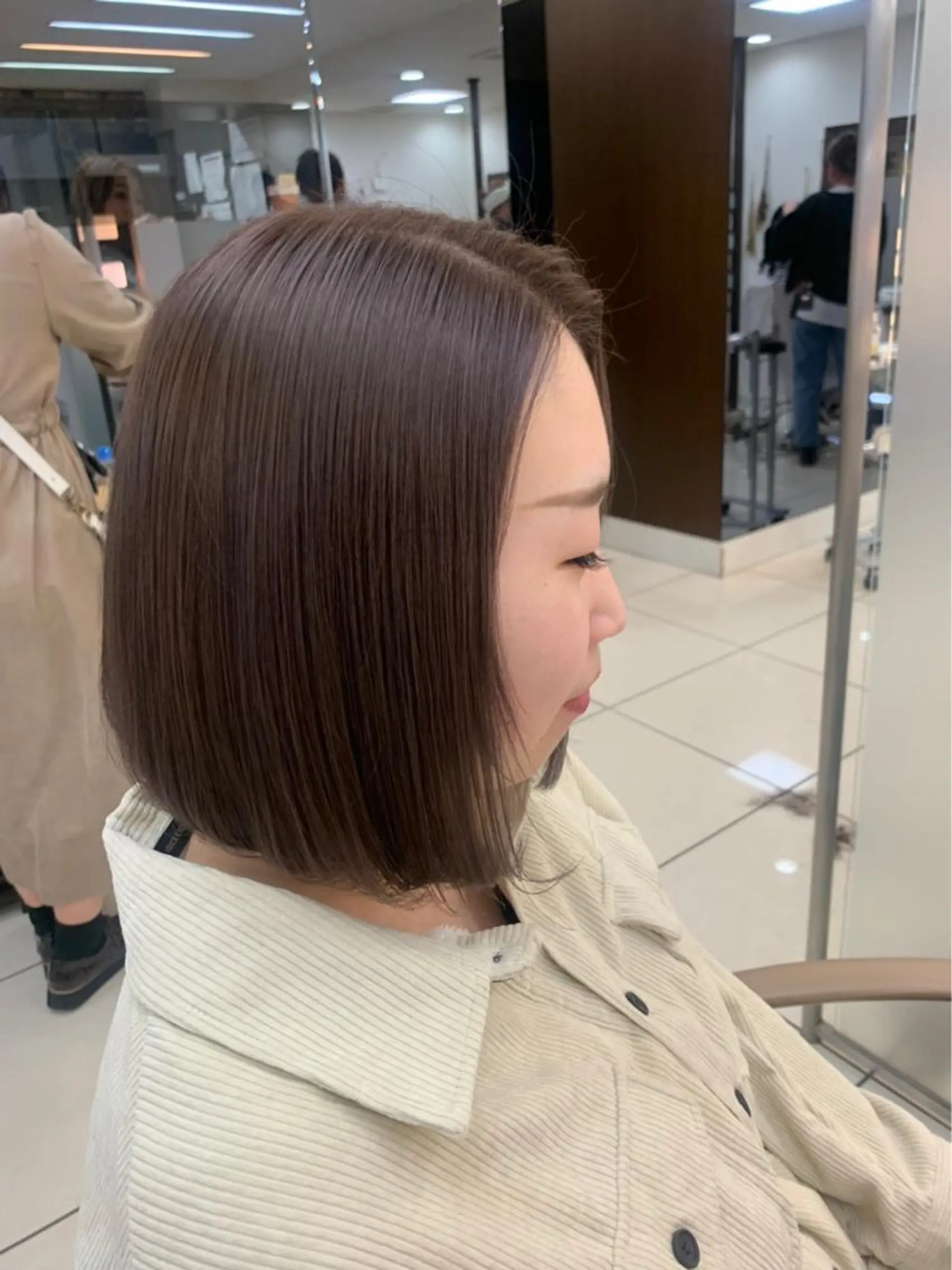 ミディアム カラー ママ美容師まつげ 🤍まき🤍のマツエク・マツパデザイン