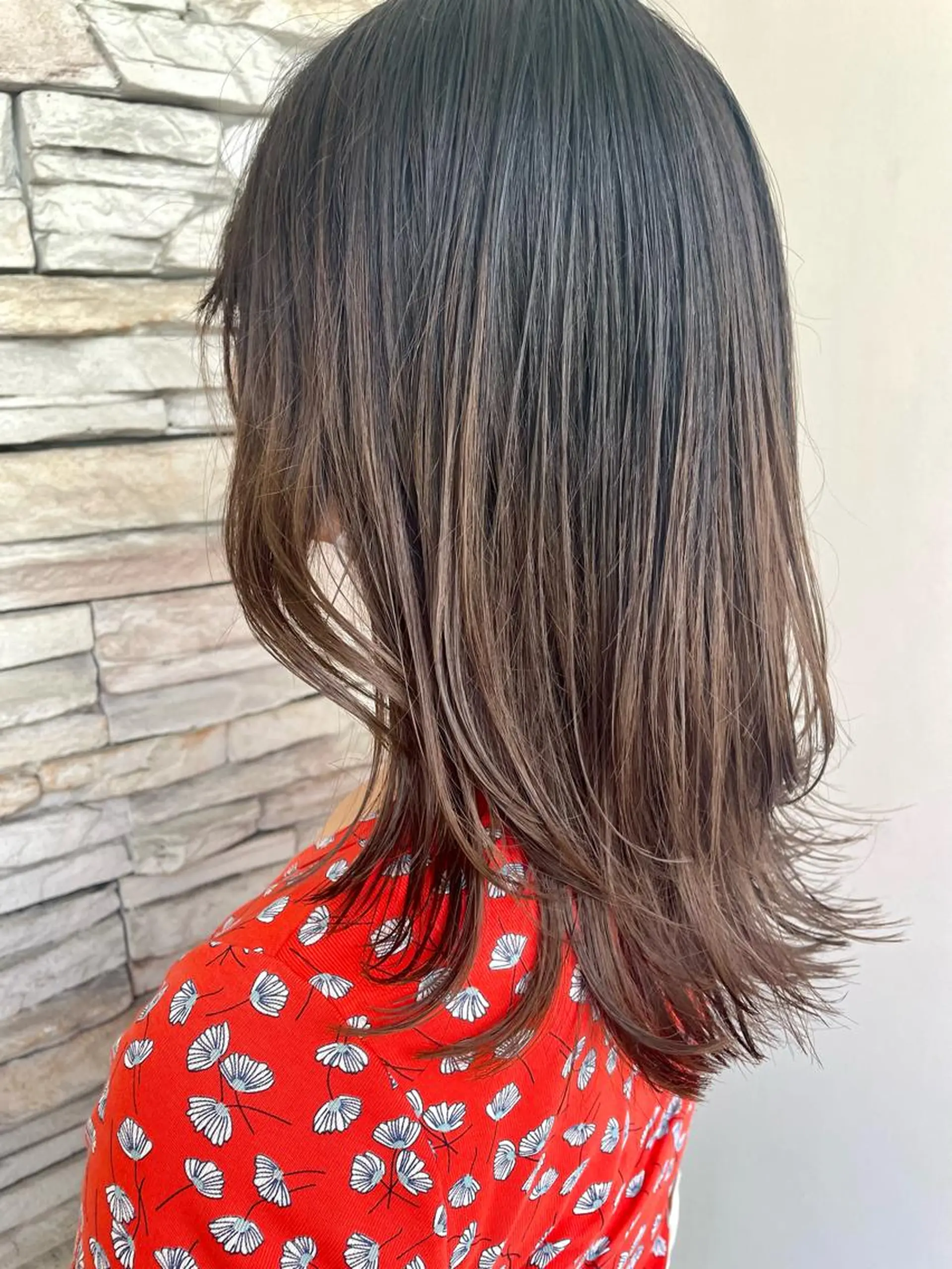 ミディアム 🍒顔周り/レイヤー /韓国風/アリサ🍒のヘアスタイル