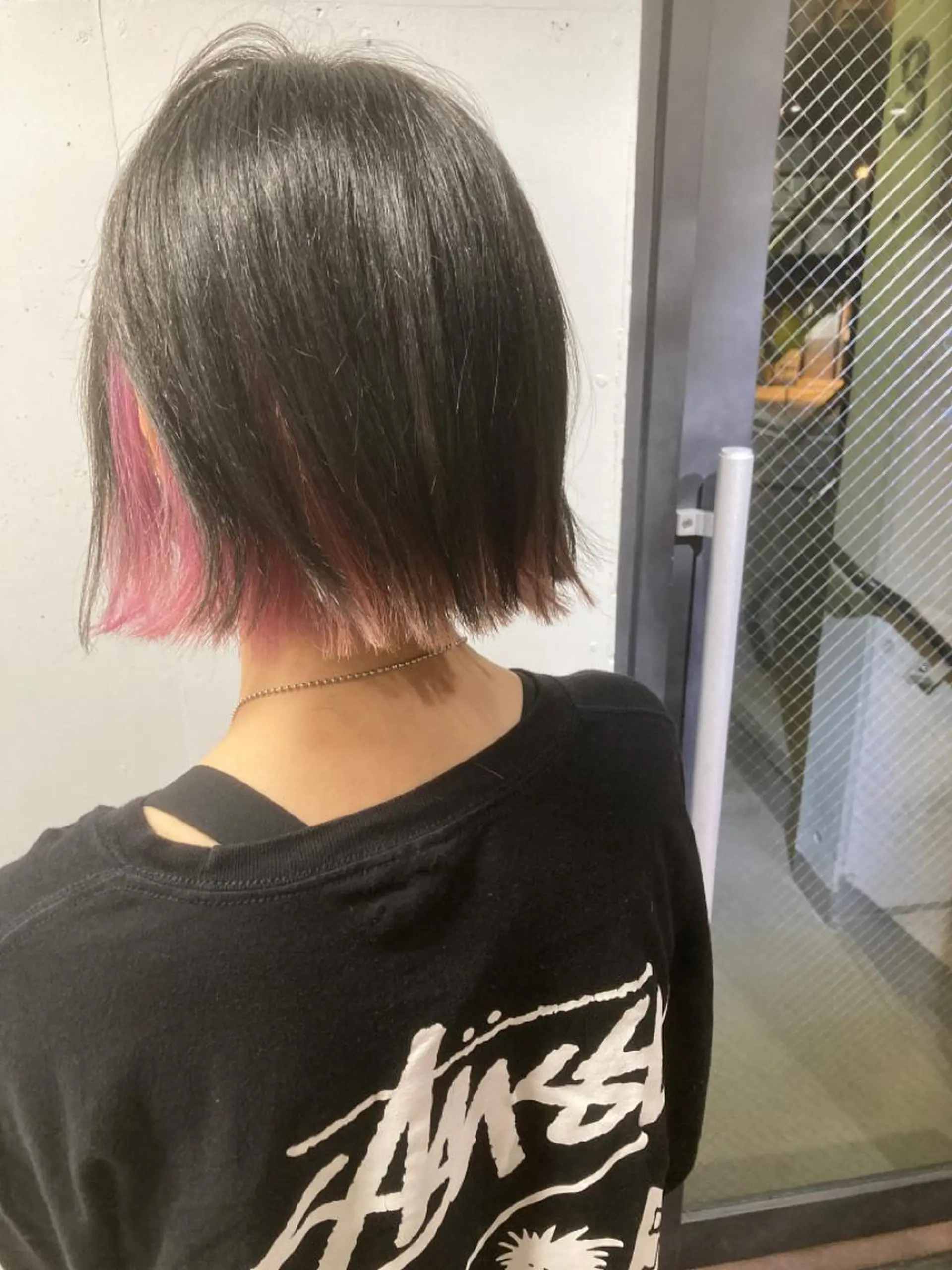 ショート ハイライト レイヤーカット ヘアカラー トリートメント 新井 広樹のヘアスタイル