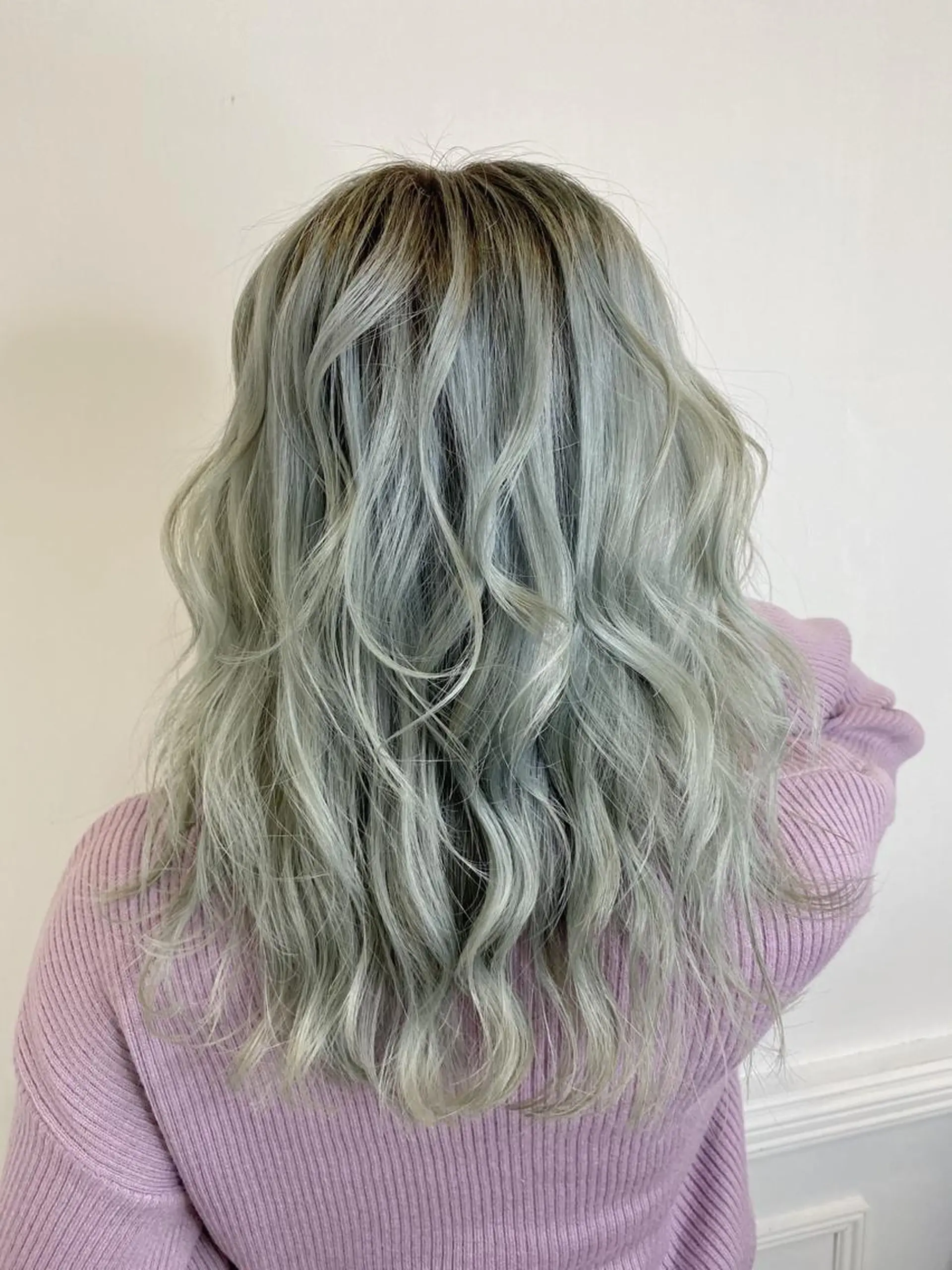 ミディアム カラー メンズ ブリーチ特化型✂️ ハイトーンカラー👨のヘアスタイル