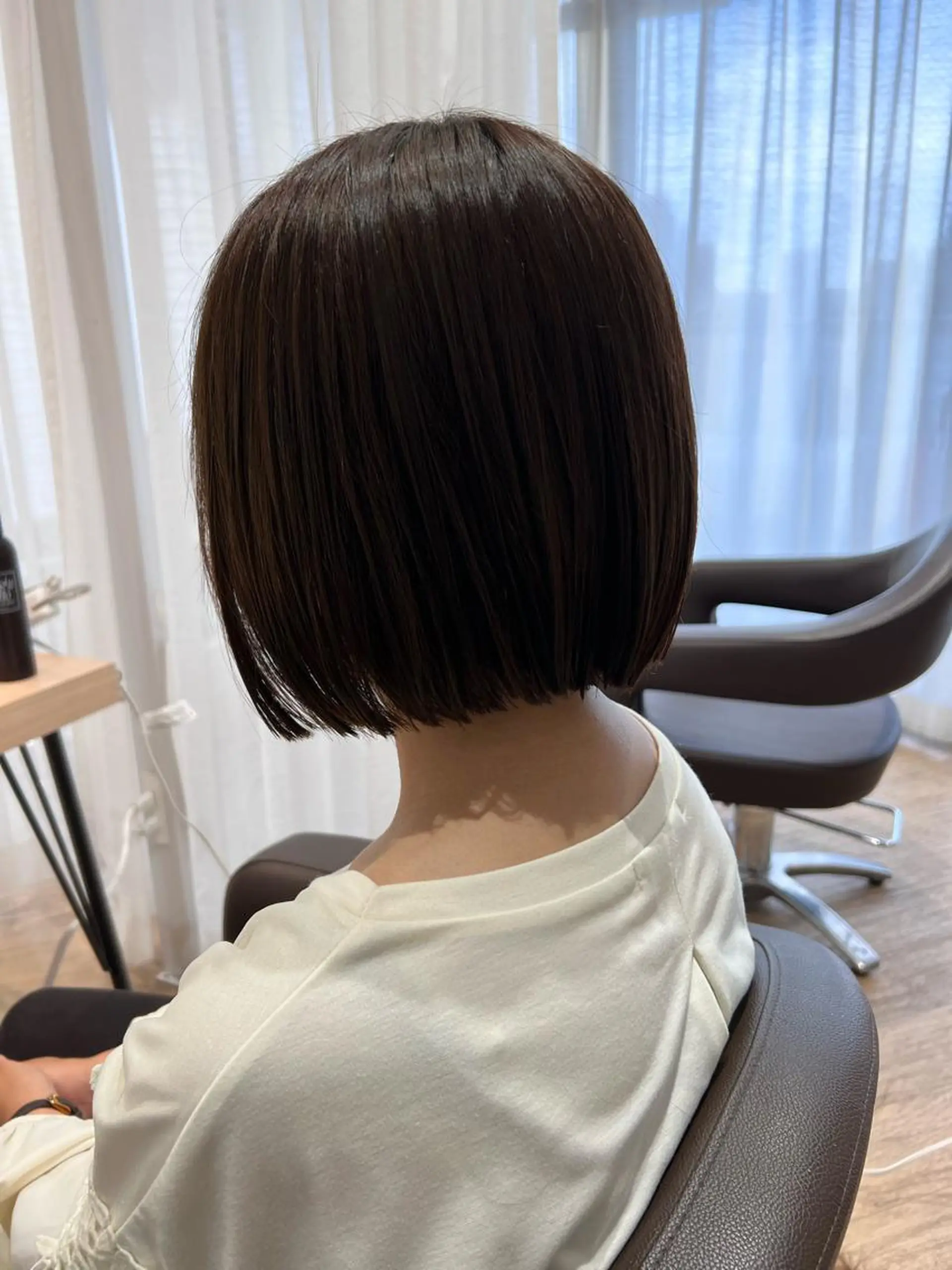 ミディアム 切りっぱなしボブ ボブ AVANCE.西宮北口所属・白髪ぼかし/髪質改善 梅原響輝のヘアスタイル