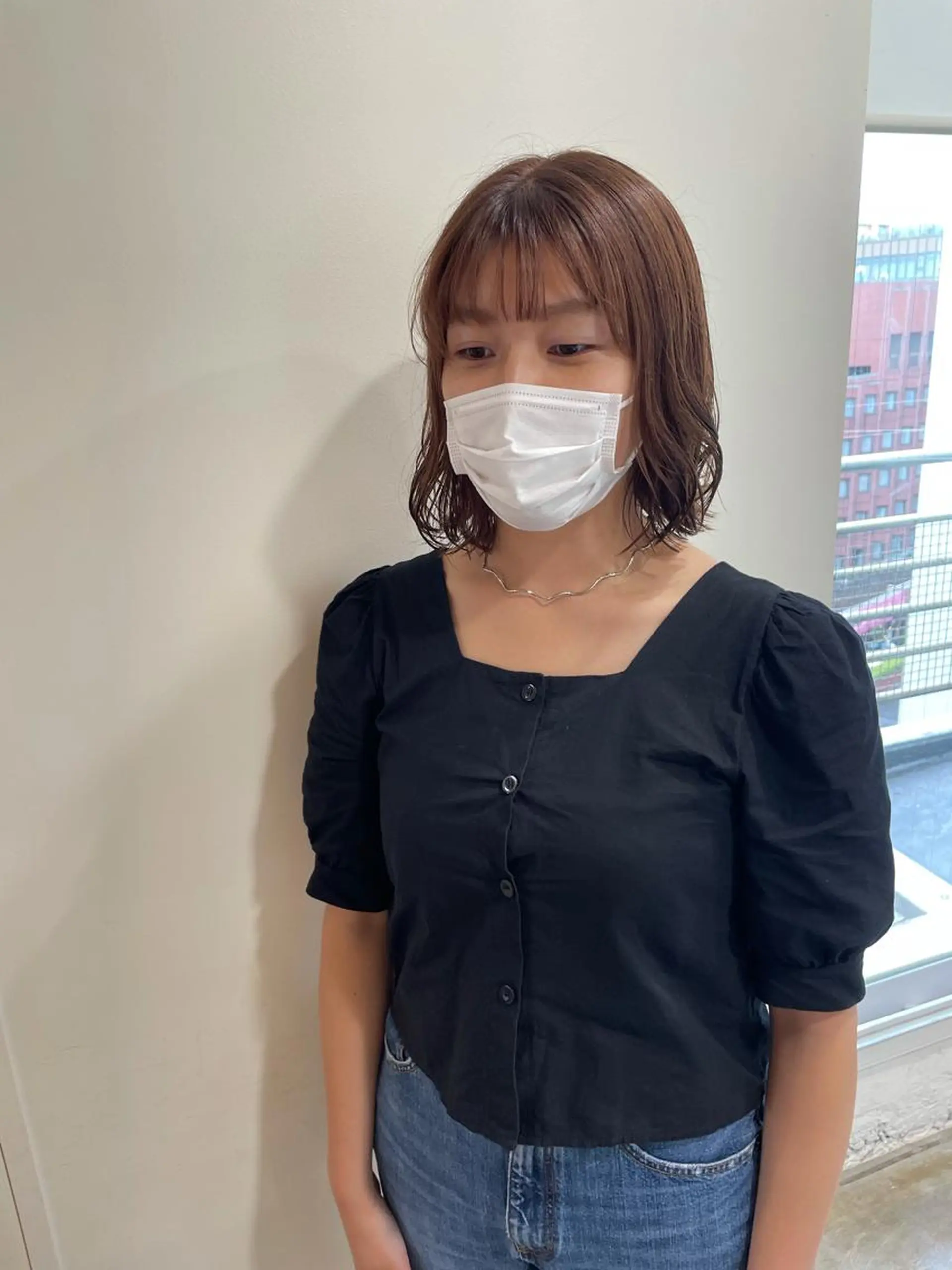 ミディアム カラー カット ヘアカラー トリートメント MIOベージュカラー 柔らかいカラーのヘアスタイル