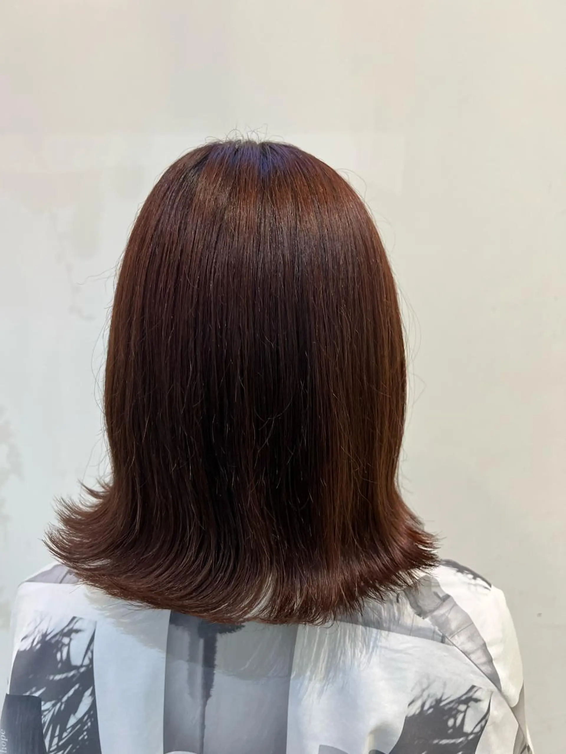 ミディアム カラー ブリーチしない暖色 カラー🥀杉 優菜のヘアスタイル