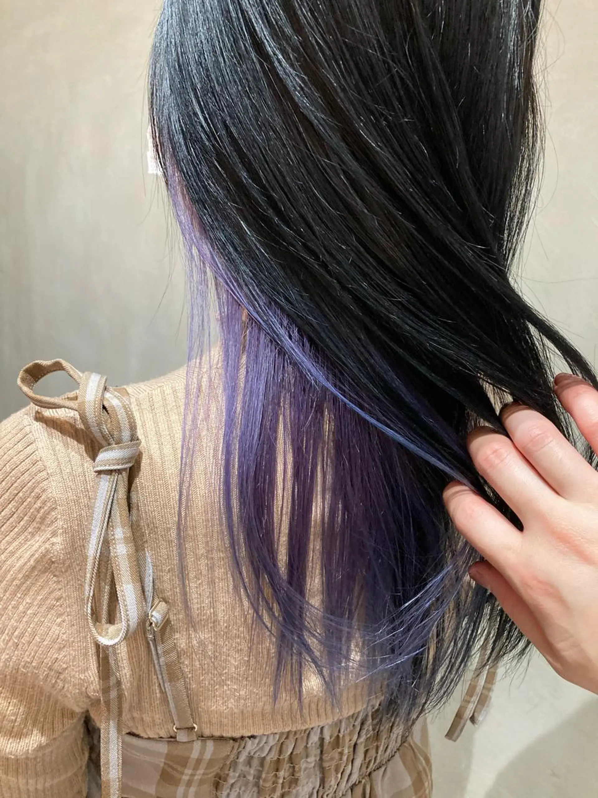 セミロング カラー インナーカラー ラベンダーカラー ヘアカラー トリートメント 髪質改善/痛ませ ないカラー/西村航大のヘアスタイル