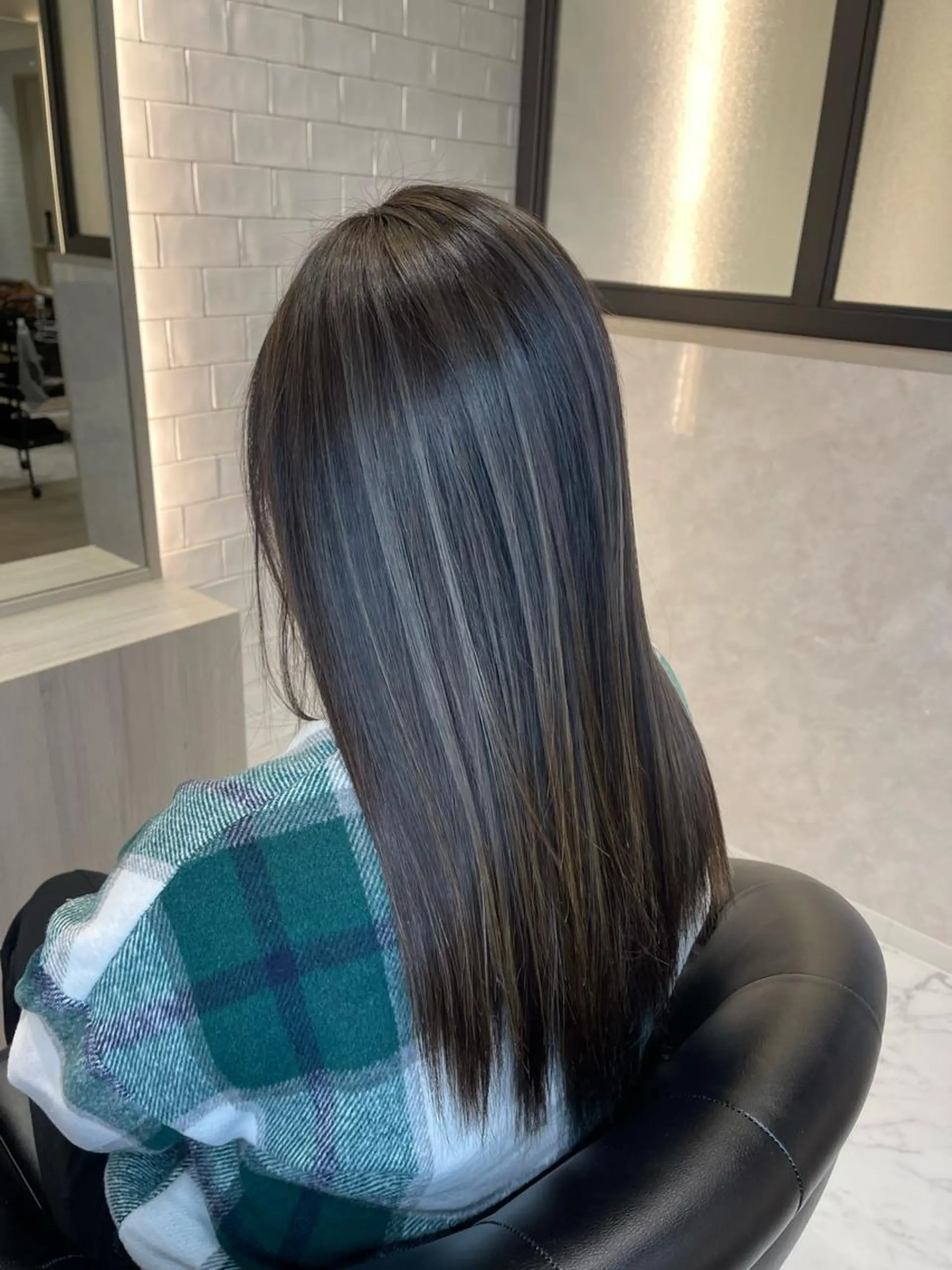 ロング カラー ヘアカラー トリートメント &chaLme   心斎橋所属・emi/髪質改善/ 韓国風/艶カラーのヘアスタイル