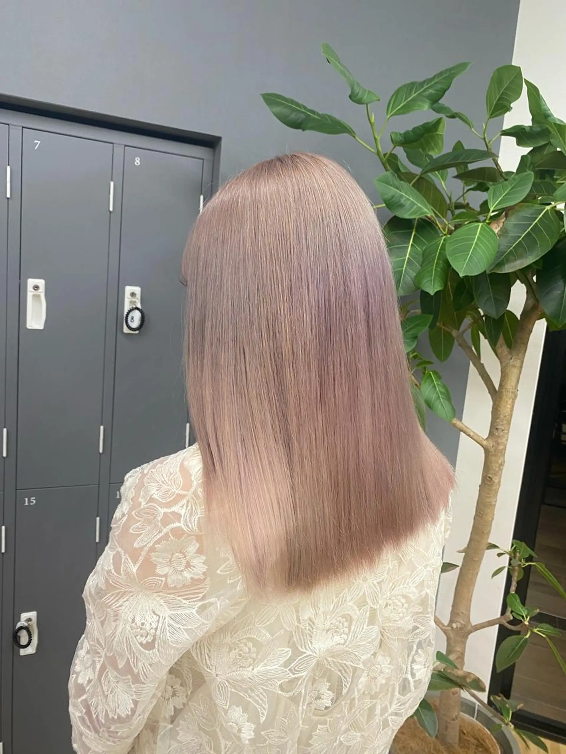 ミディアム カラー 🫧ふじたまゆ🫧 レイヤーカット✂︎のヘアスタイル