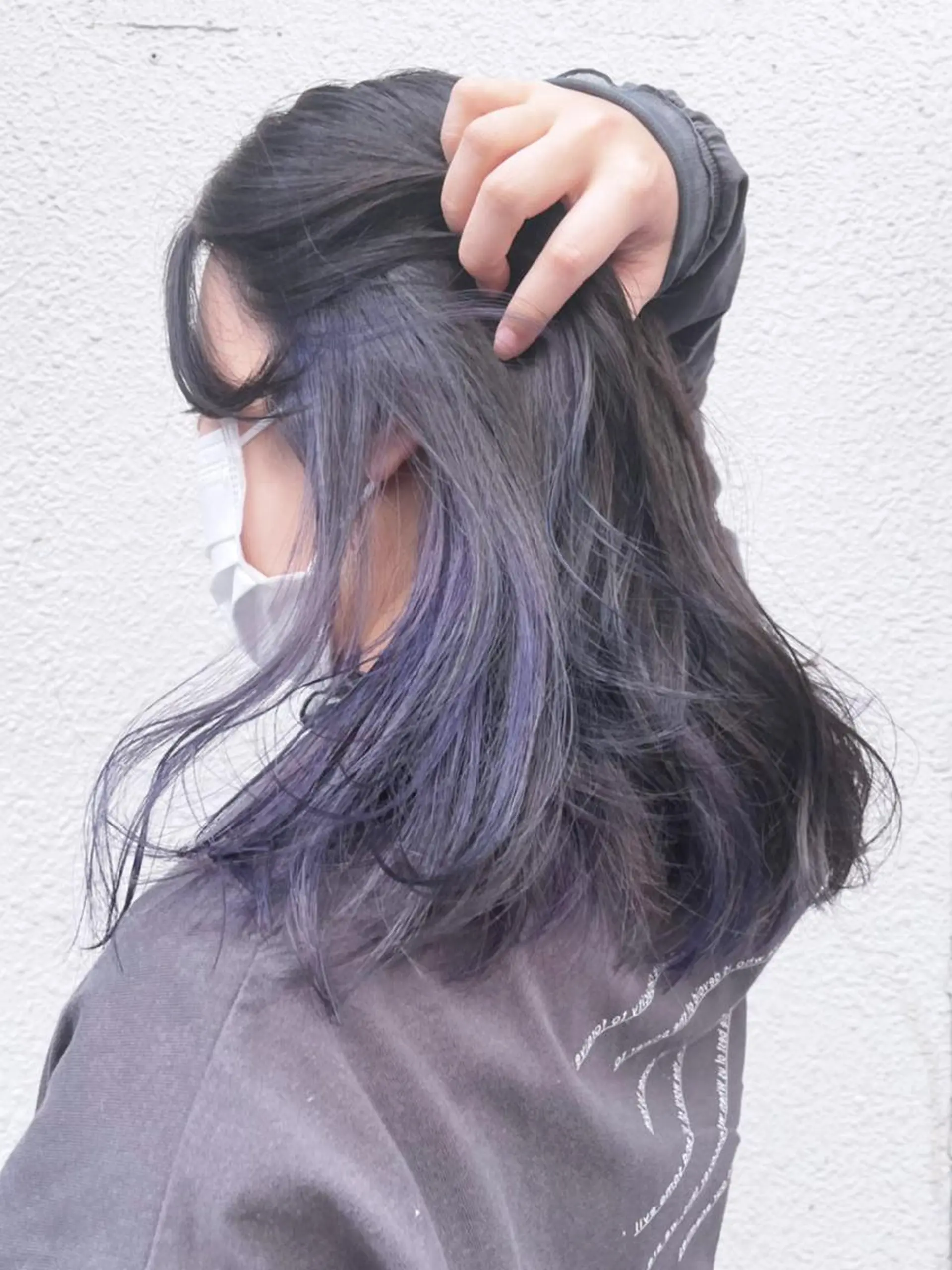 セミロング カラー パーマ ヘアアレンジ パープルカラー ITbyALBUM 中野店のヘアスタイル