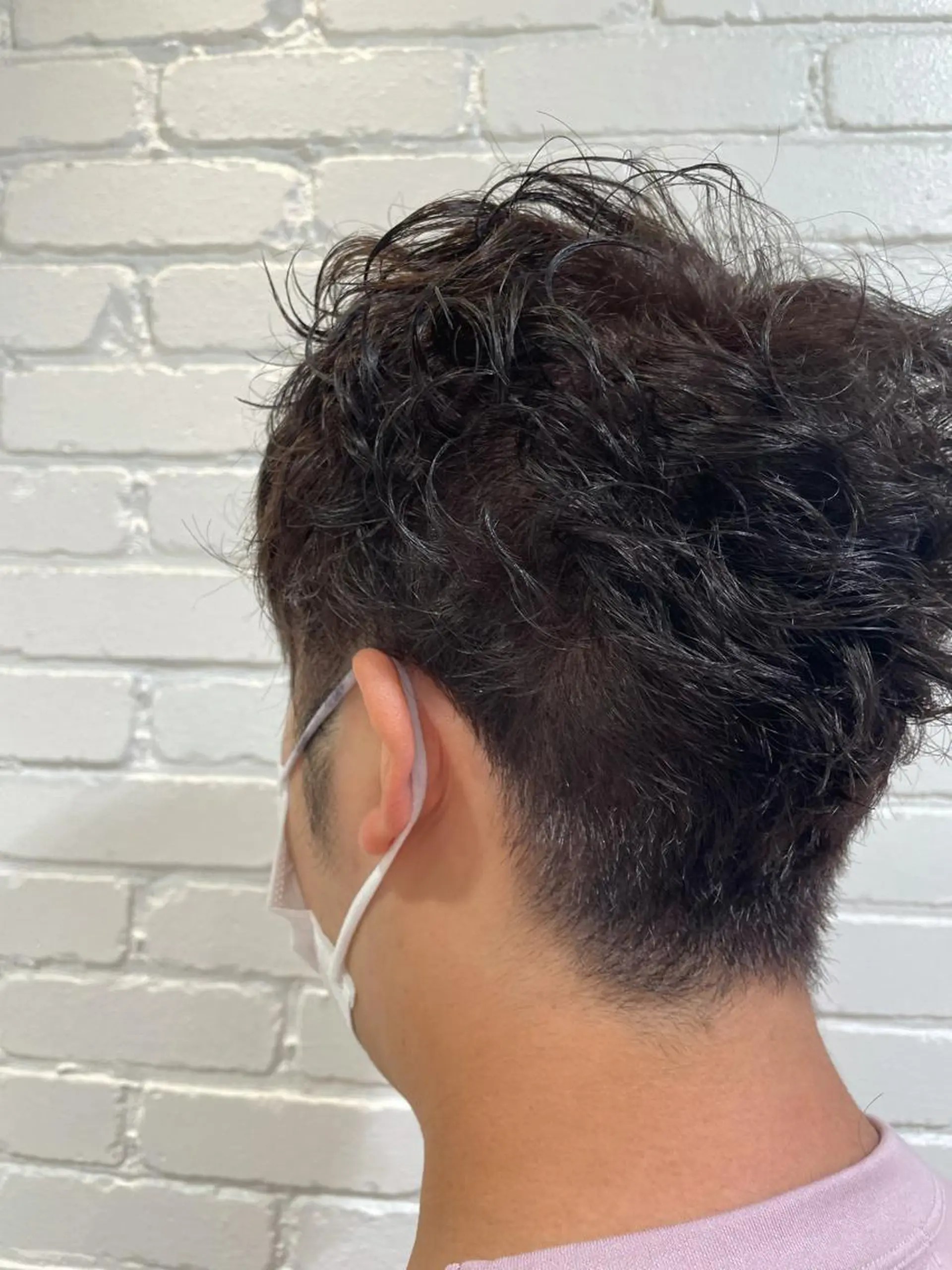 カラー メンズ 黒髪 透明感カラー グレージュ 小柳 歩美のヘアスタイル