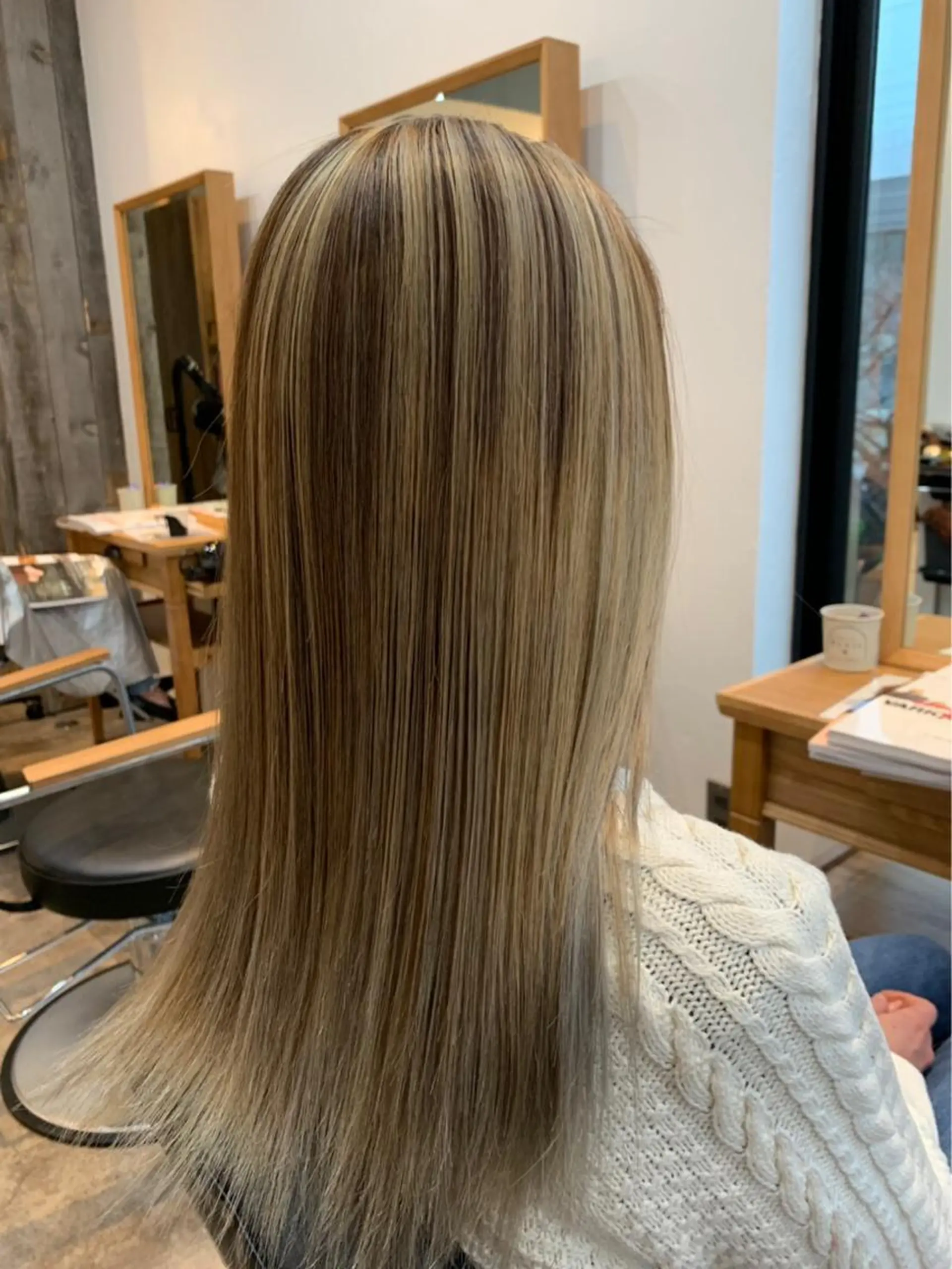 セミロング マツエク・マツパ current所属・✨カット美容師 💡高橋優也💡のヘアスタイル