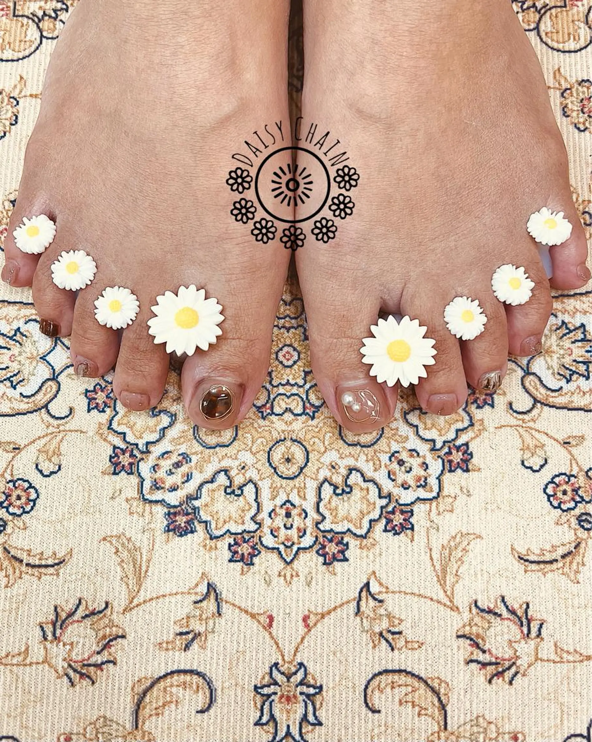 ネイル フットネイル Daisy  Chain所属・DaisyChain 新百合ヶ丘MIKIのネイルデザイン