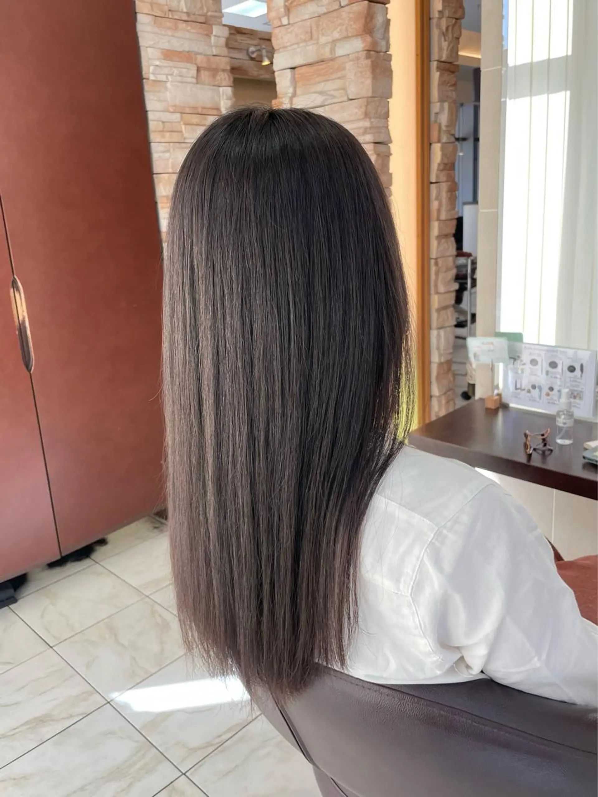 ロング カット 縮毛矯正 新籾 尚哉のヘアスタイル