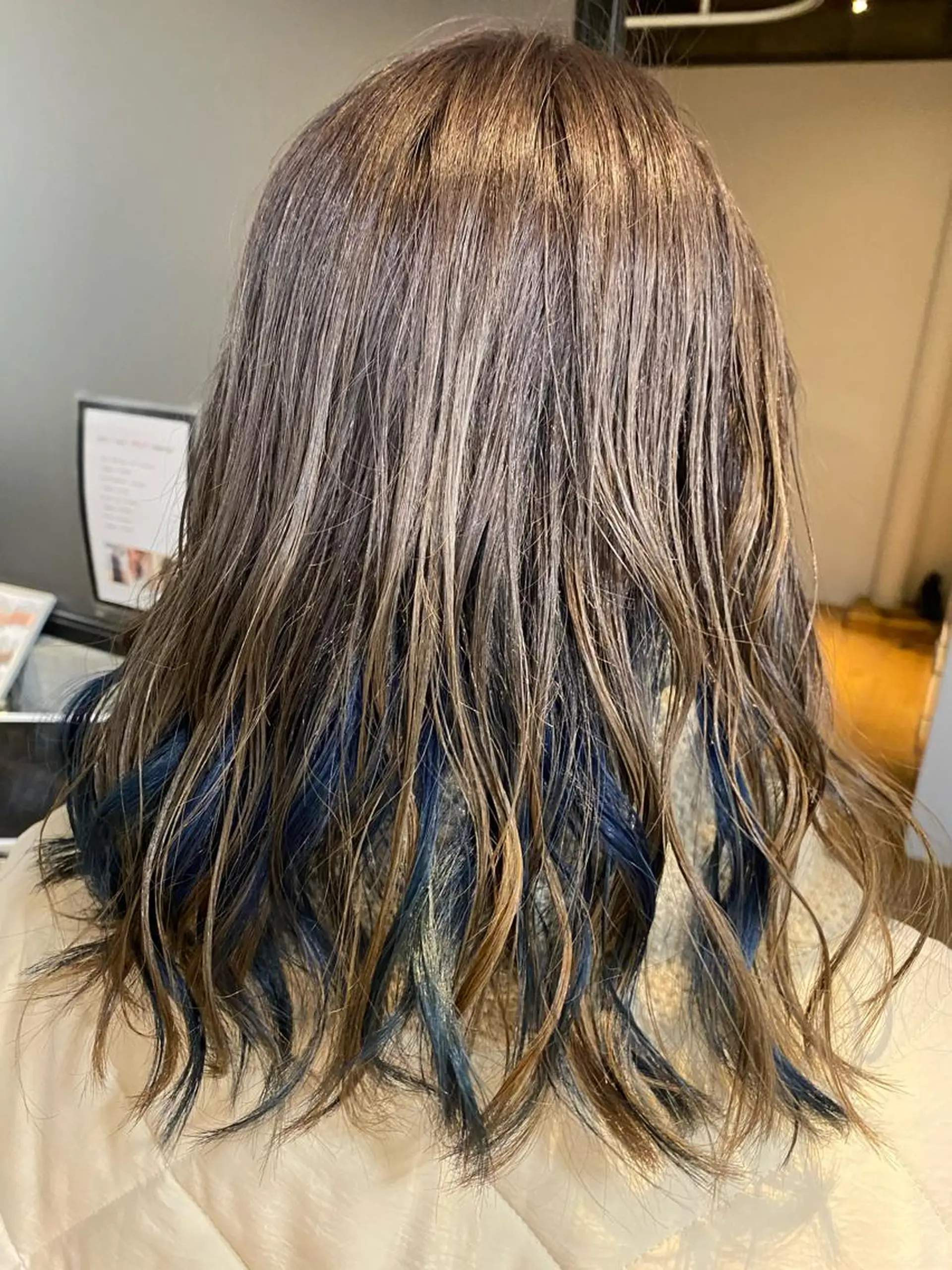 セミロング カラー ヘアアレンジ ブラウンカラー 久米 治仁のヘアスタイル