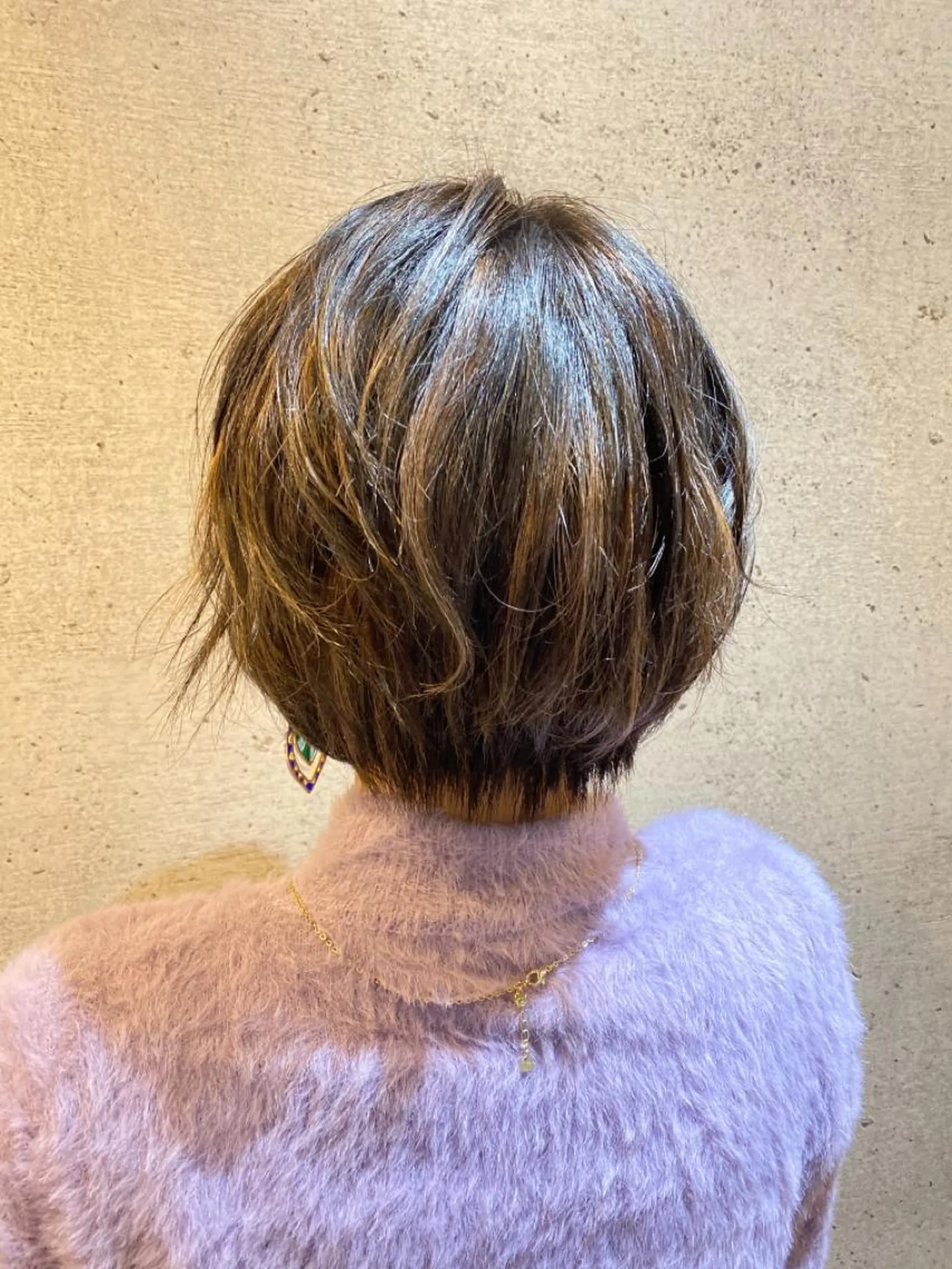 ショート カラー 宮原 佳苗のヘアスタイル