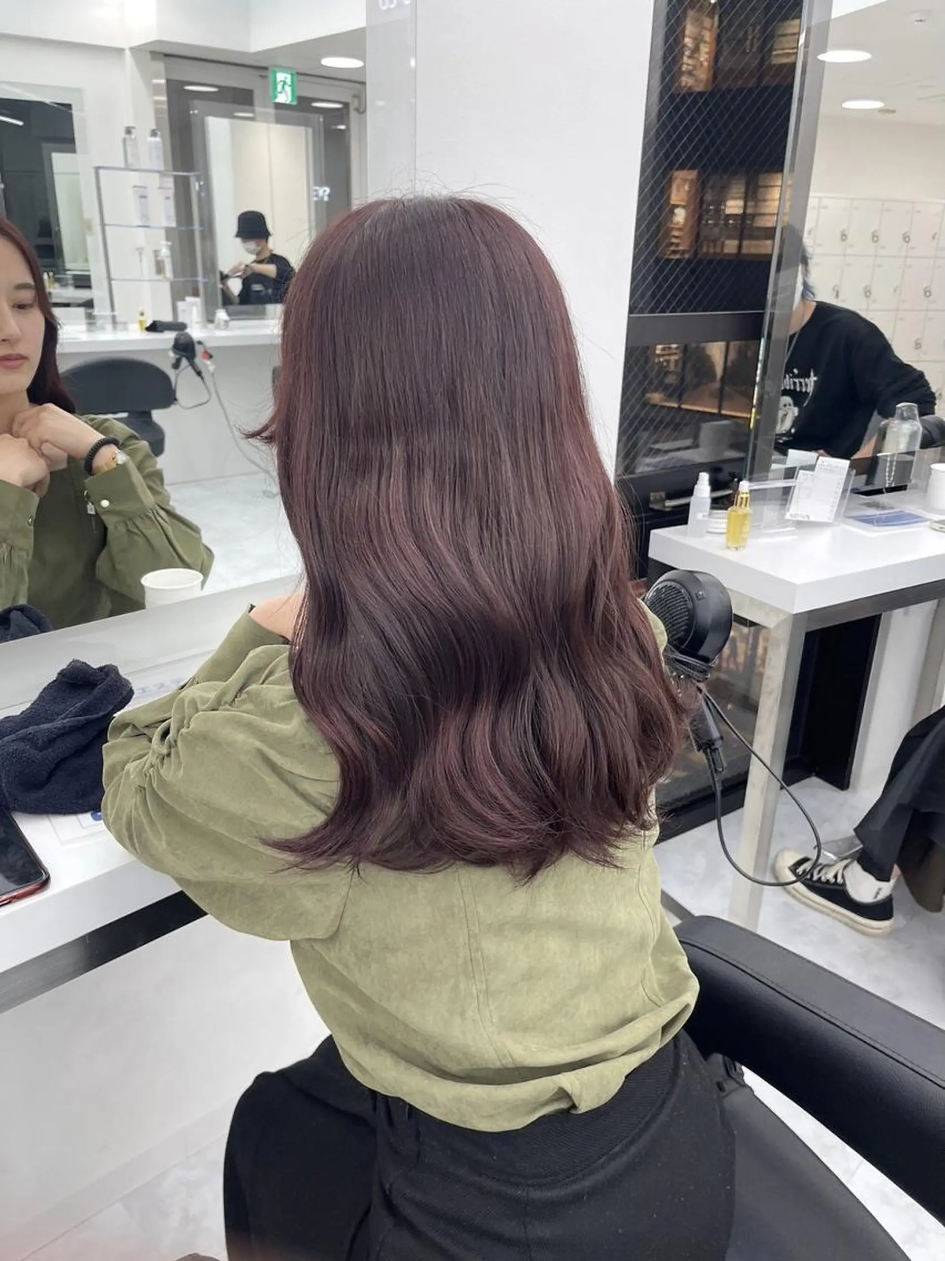 ロング ヘアアレンジ カラー ［THEATER 仙台店🌼］公式のヘアスタイル