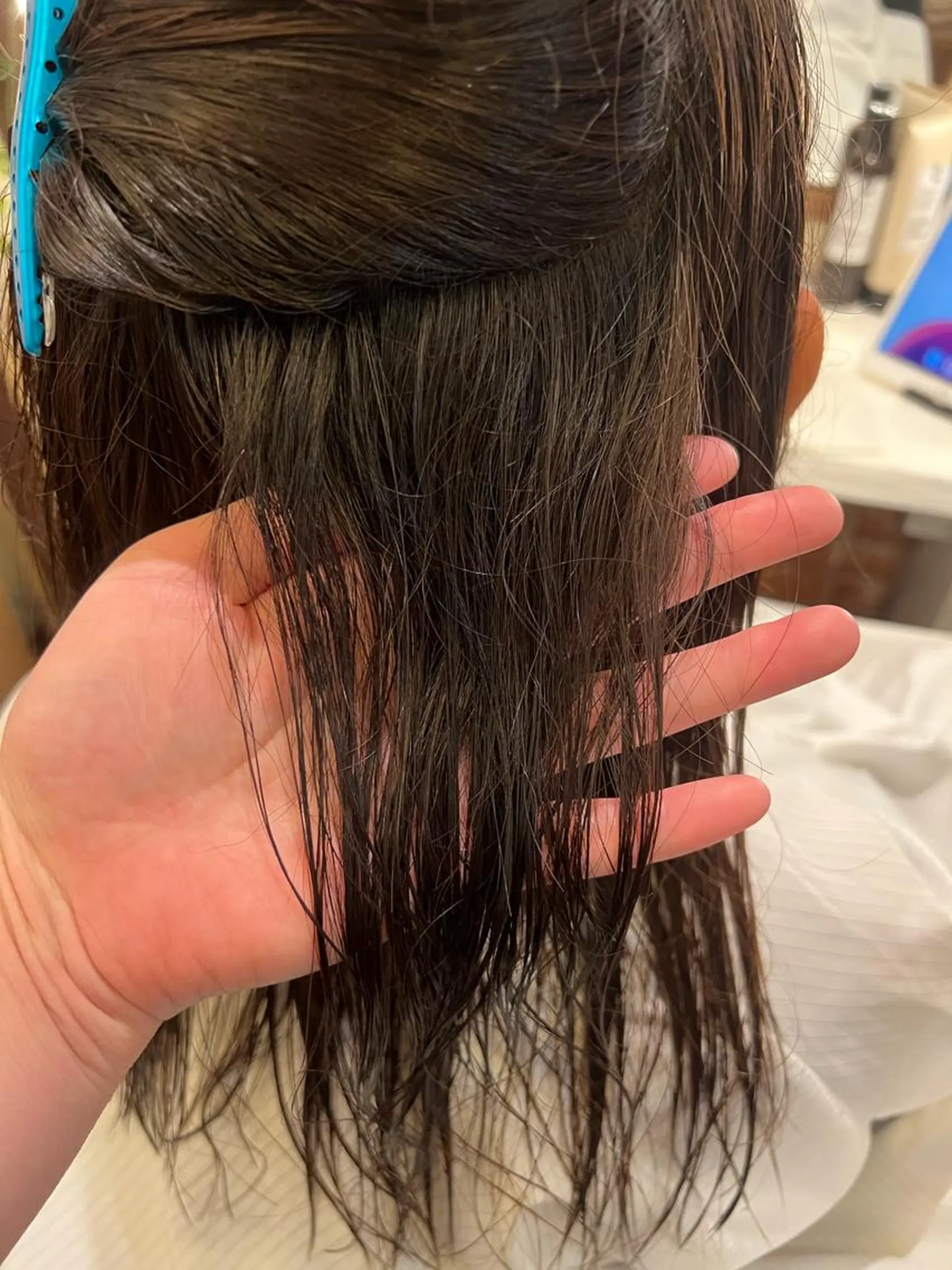 石野 しおりのヘアスタイル