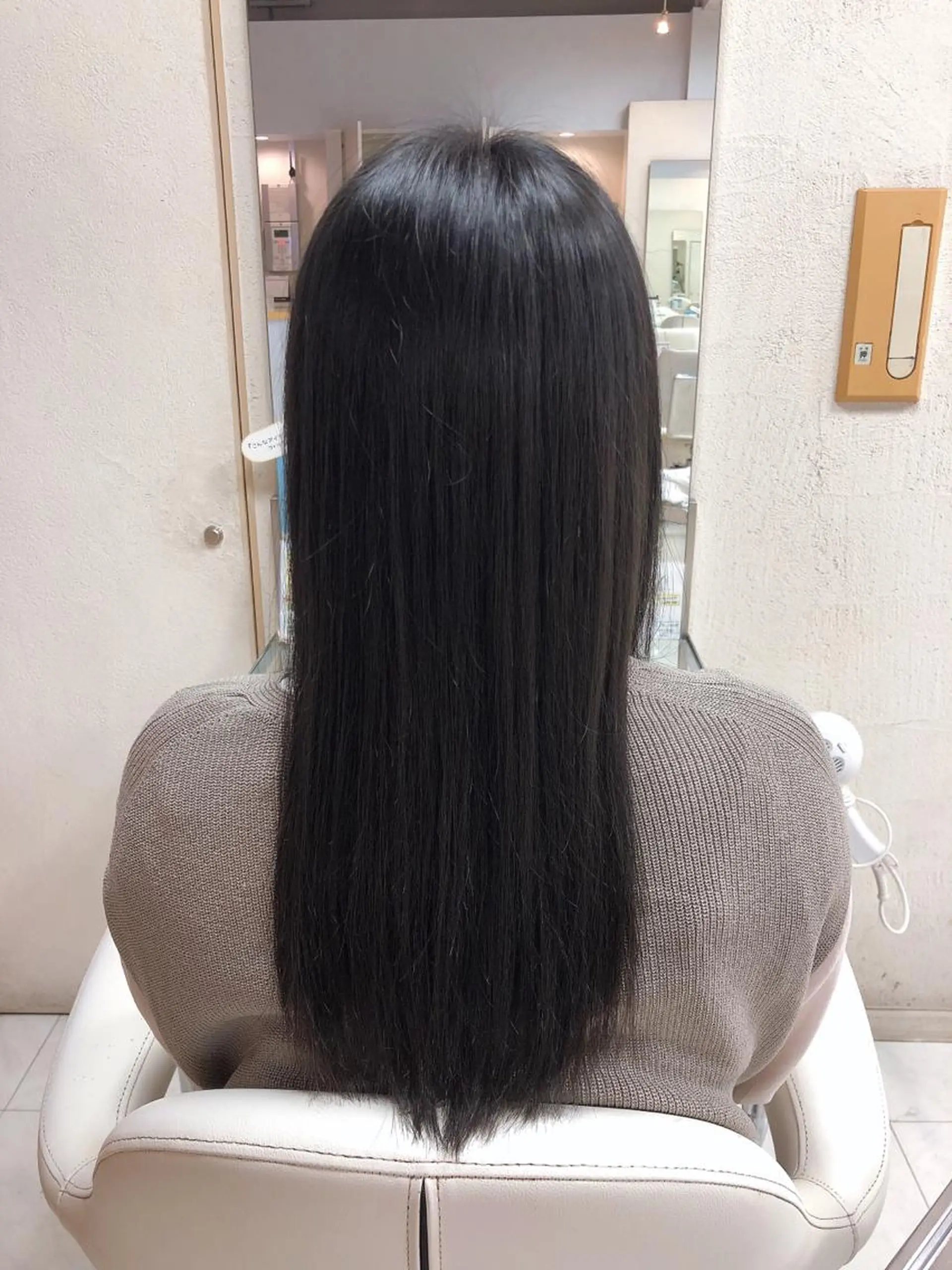 ロング ヘアカラー 阿部 美咲のヘアスタイル