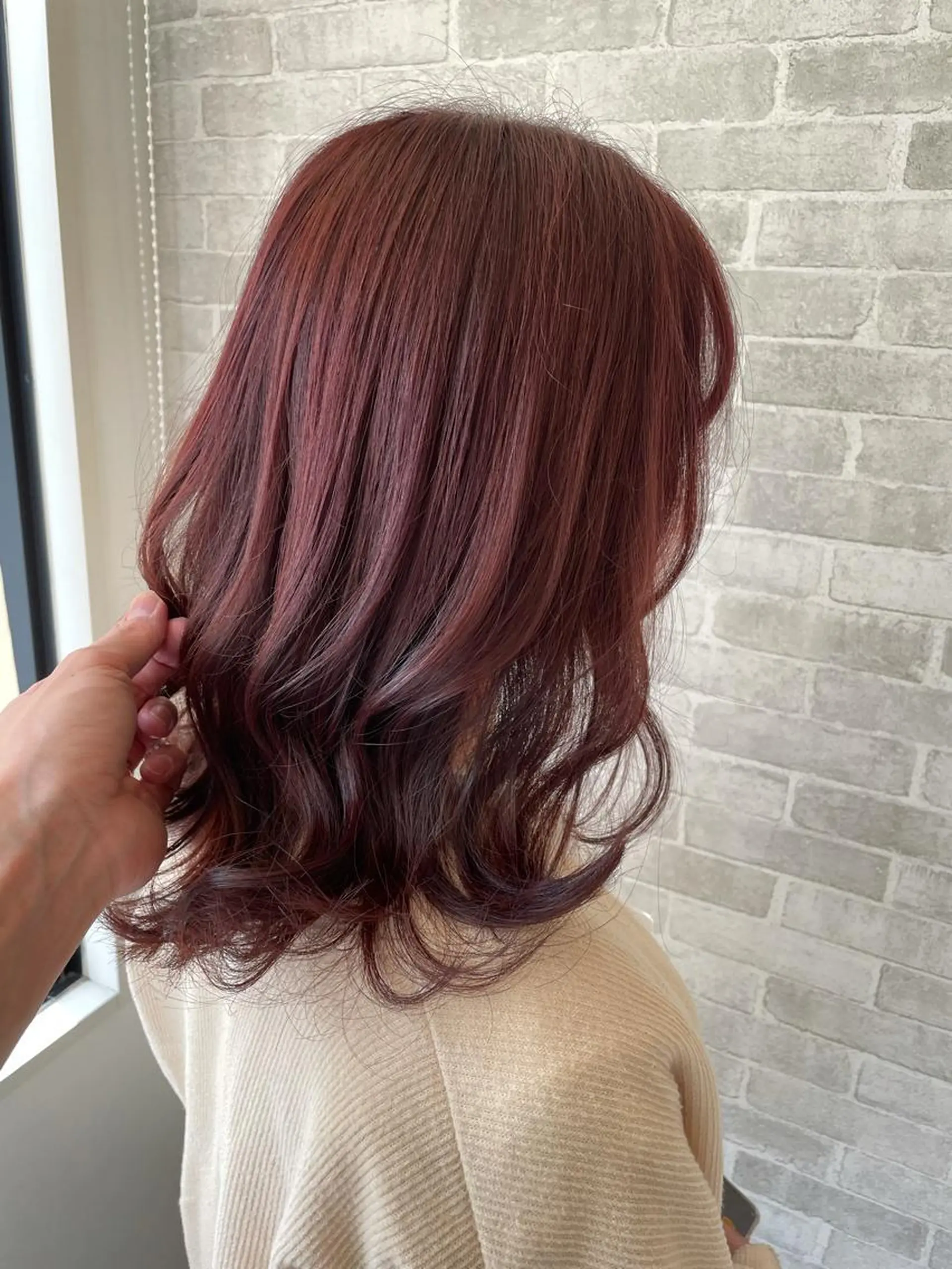 セミロング カラー Well's TAIGAのヘアスタイル