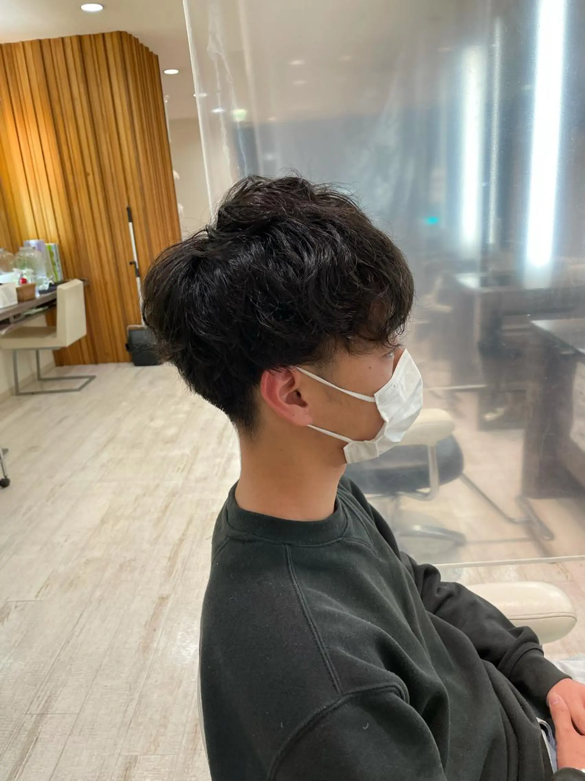 ミディアム パーマ メンズ 淡路上新庄/髪質改善 .艶カラー/野口春貴のヘアスタイル