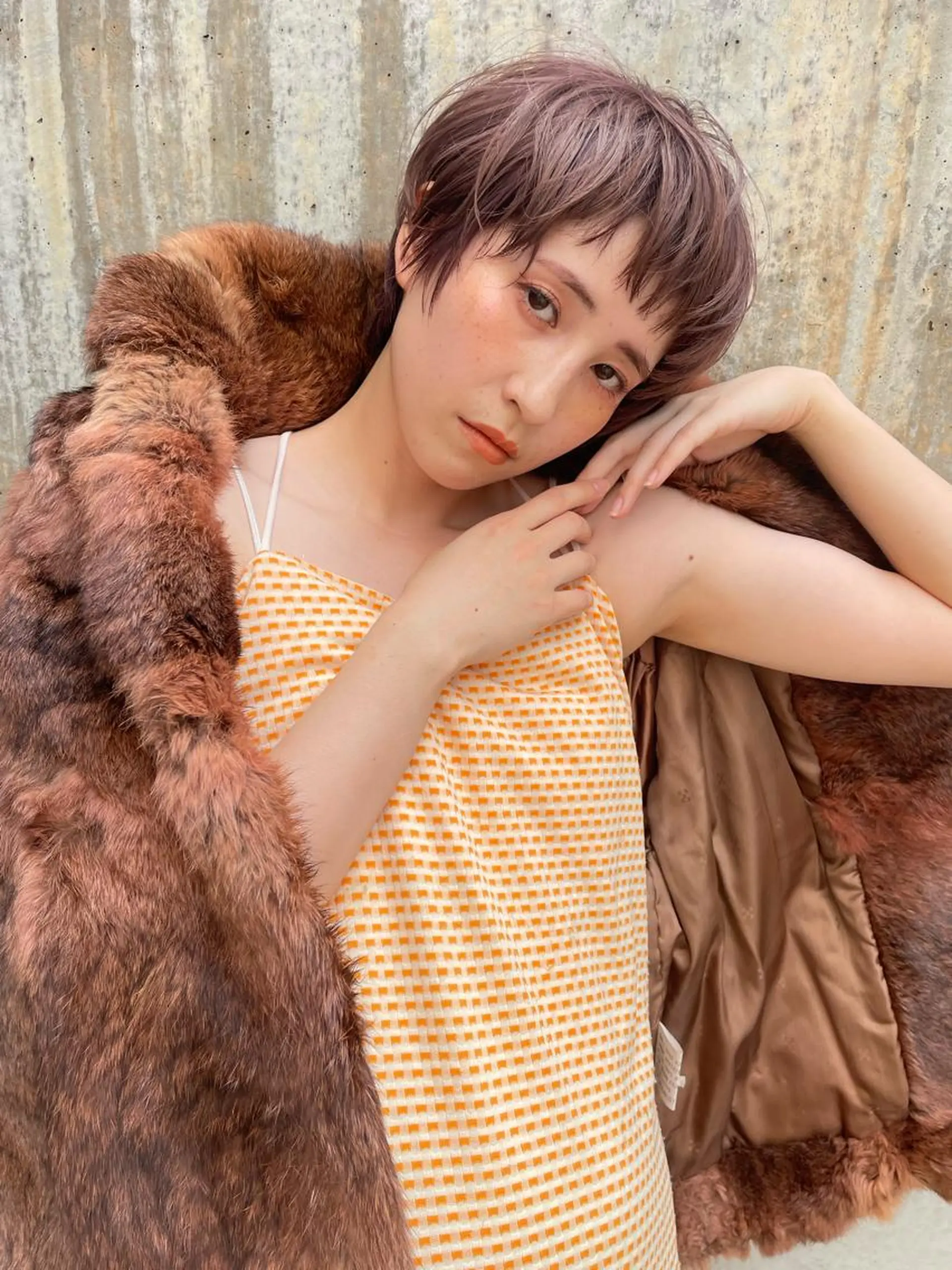 ショート カラー ショートボブ ベージュカラー ボルドーカラー グラデーションカラー イルミナカラー ショート/ボブ/ 心斎橋/宮脇美奈のヘアスタイル