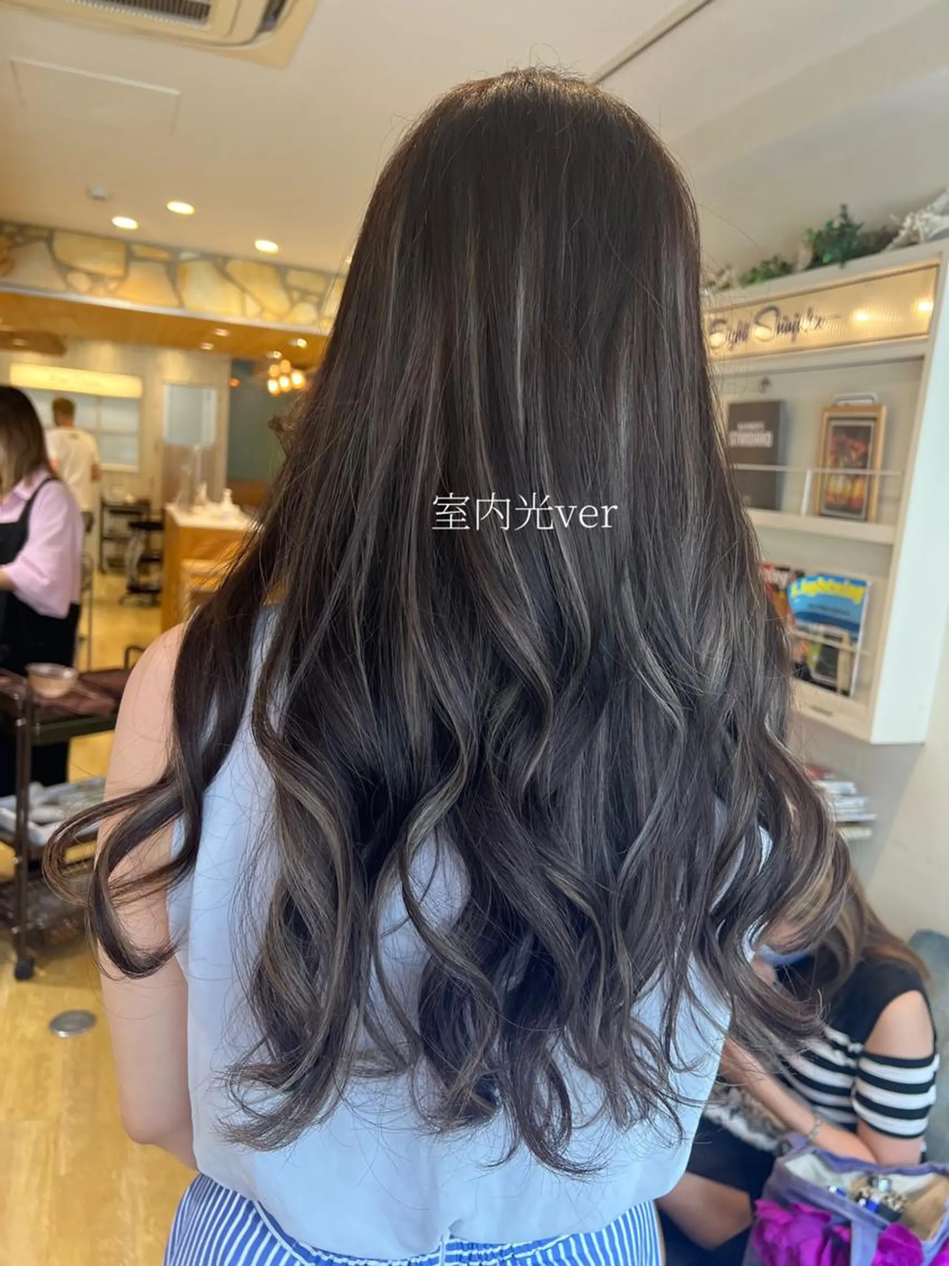 ロング ハイライト ヘアカラー トリートメント 渋谷ハイトーン/ デザインカラー阿部のヘアスタイル