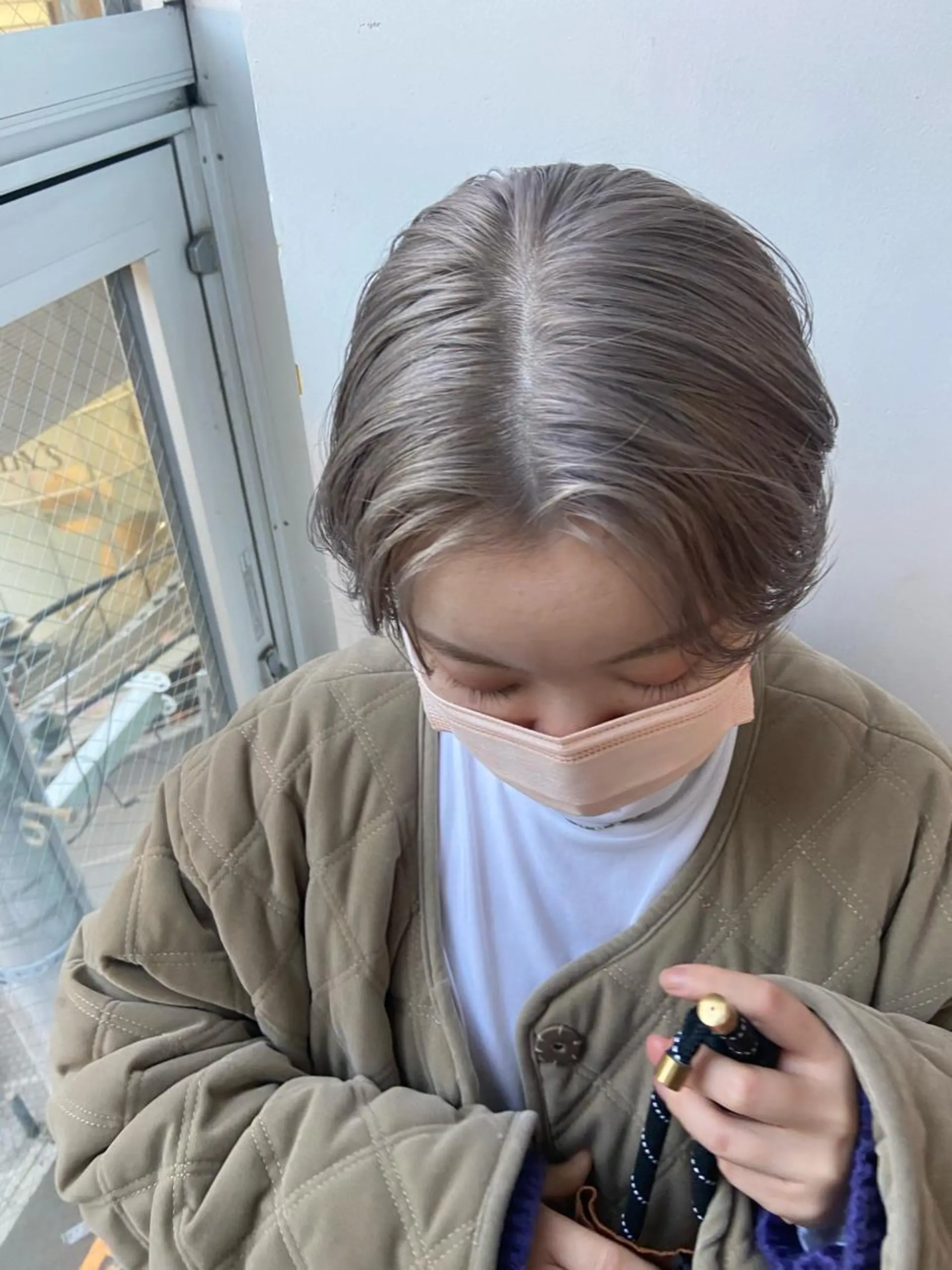 ショート カラー シルバー ホワイトシルバー Rinon所属・沖 真琴のヘアスタイル